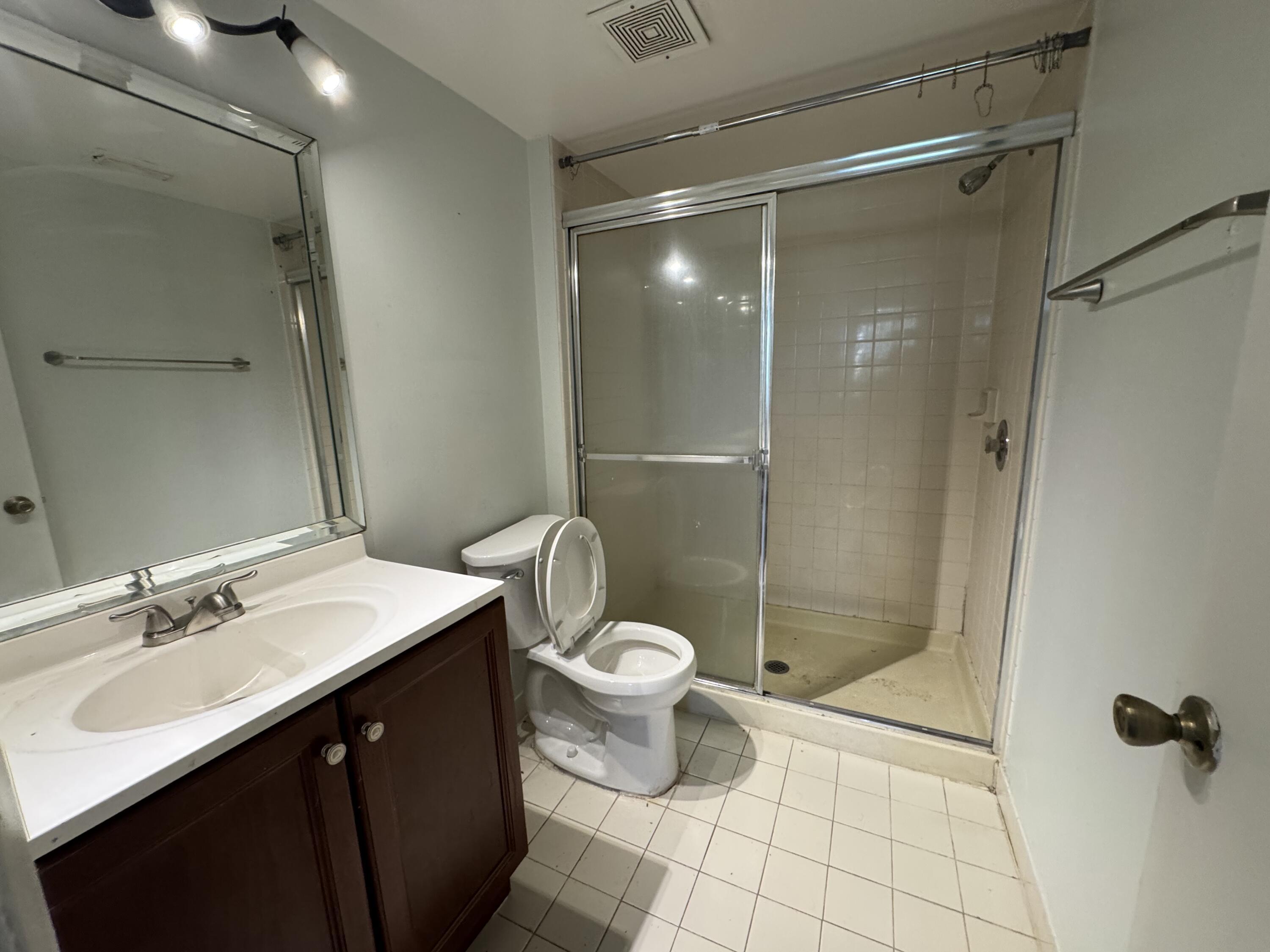 8891 Wiles Road 303, Coral Springs, FL 33067, Coral Springs - Photo 5