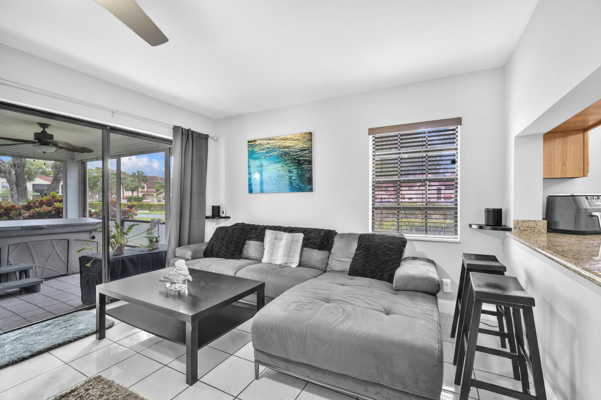 201 Republic Court, Deerfield Beach, FL 33442, Deerfield Beach - Photo 4