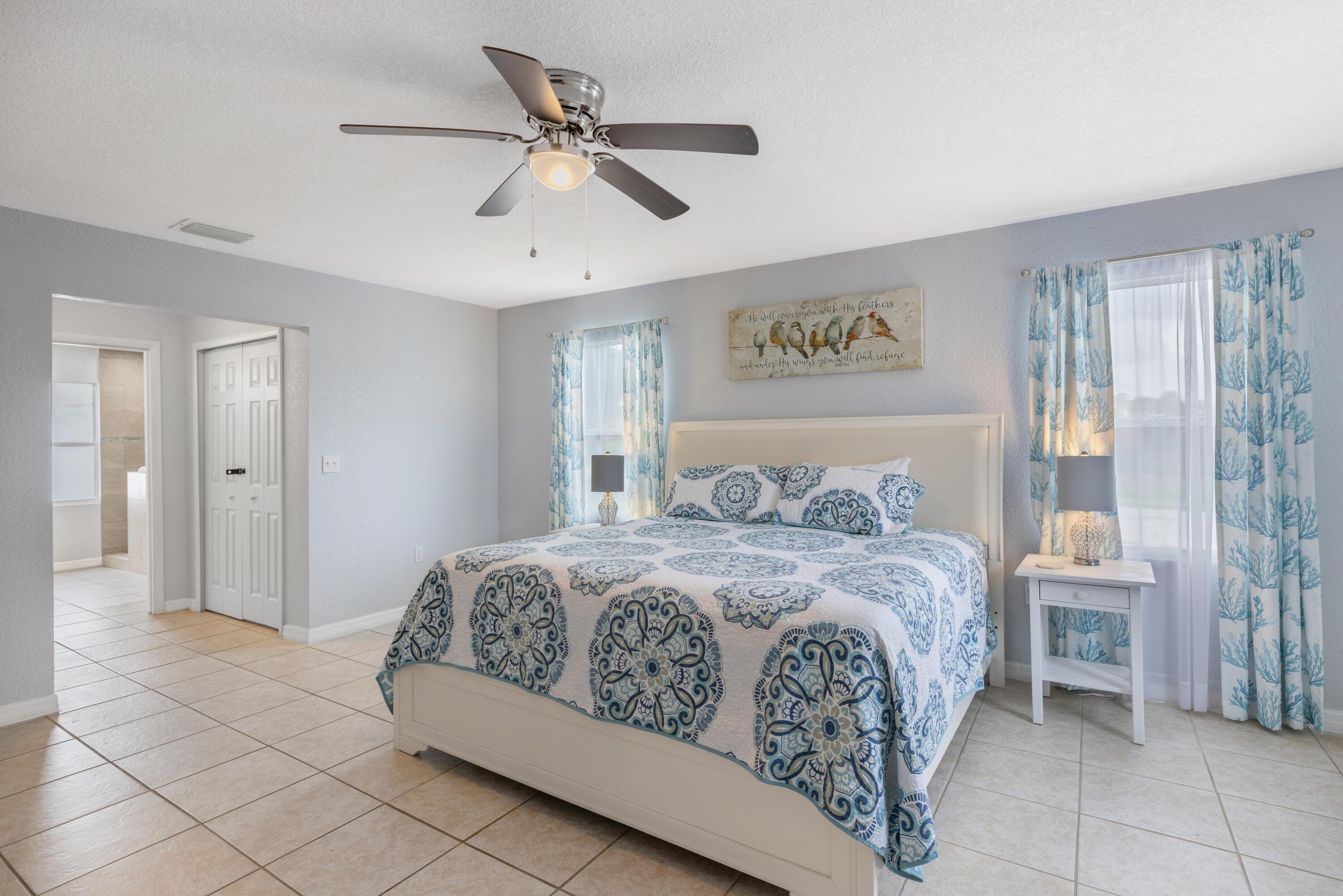 1310 4th Court, Vero Beach, FL 32960, Vero Beach - Photo 5