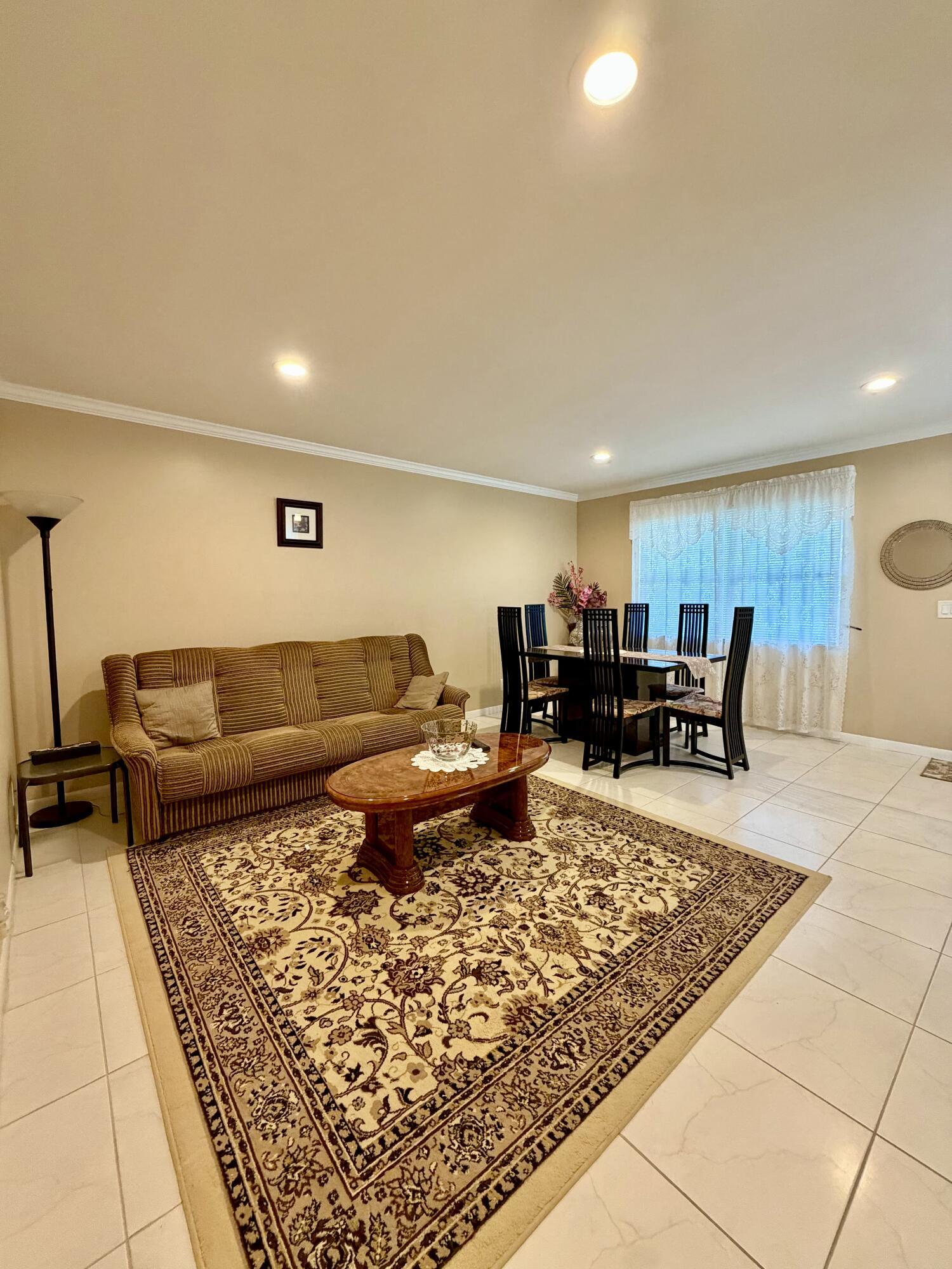 368 Piedmont H, Delray Beach, FL 33484, Delray Beach - Photo 5