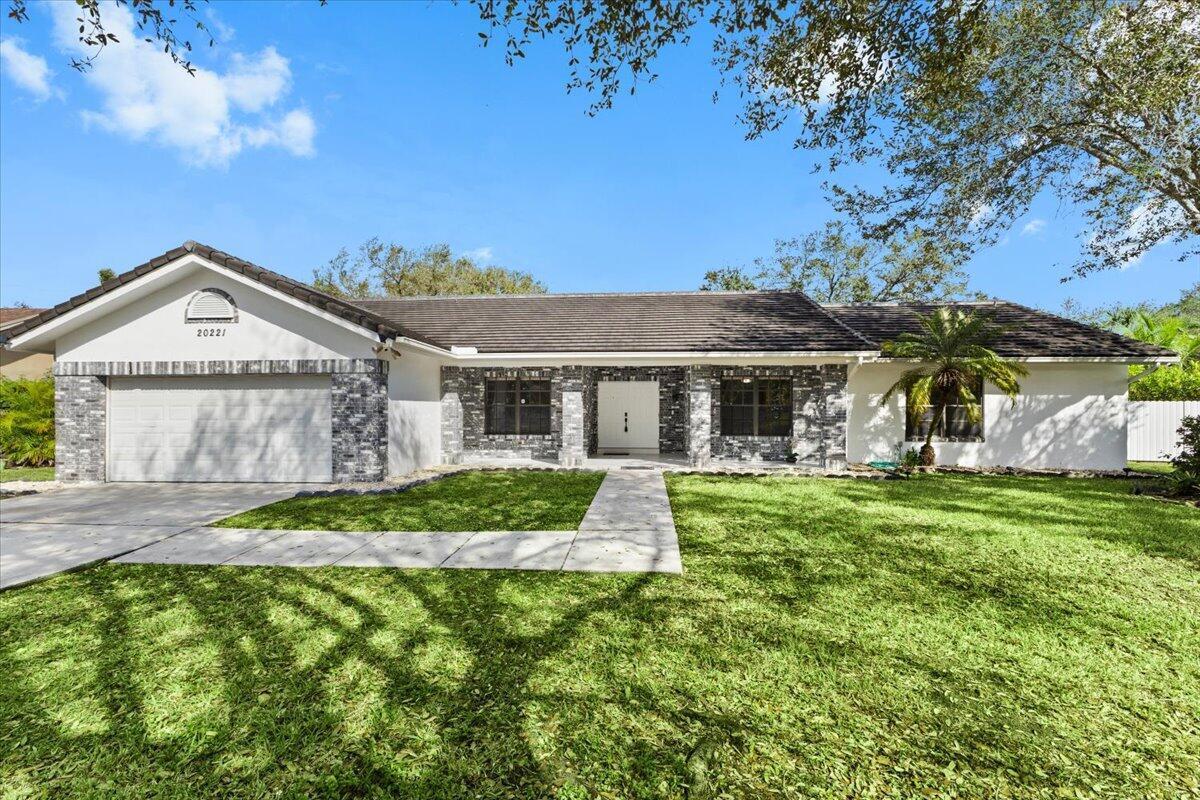 20221 NW 8th Street, Pembroke Pines, FL 33029, Pembroke Pines