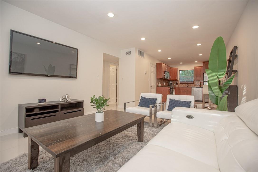 601 SE 5th Court 108, Fort Lauderdale, FL 33301, Fort Lauderdale - Photo 2