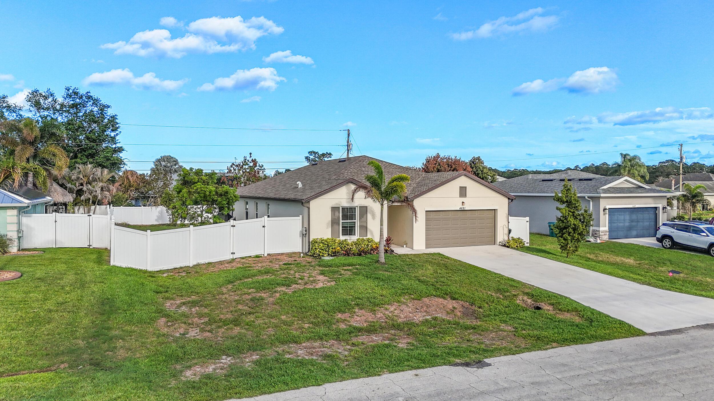 4681 SW Babylon Street, Port St. Lucie, FL 34953, Port St. Lucie - Photo 4