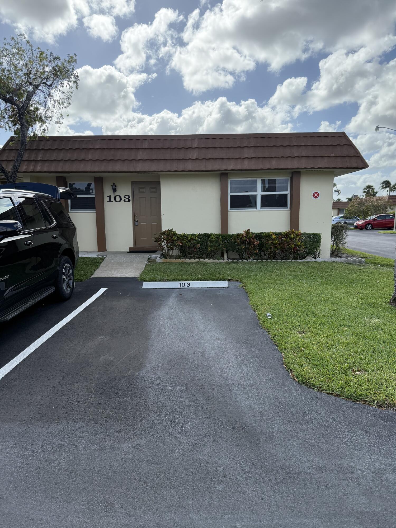 5780 W Fernley Dr Drive 103, West Palm Beach, FL 33415, West Palm Beach