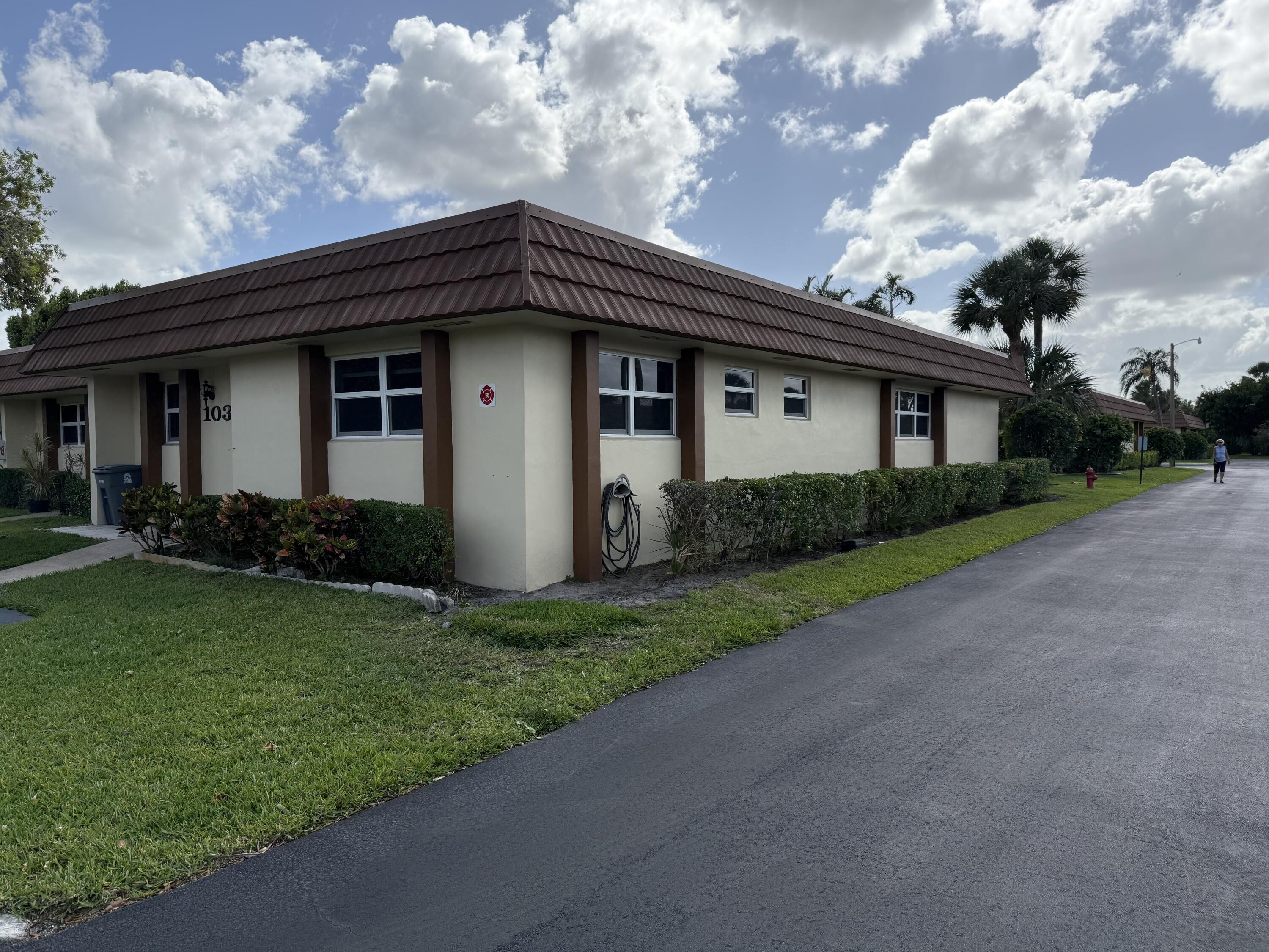 5780 W Fernley Dr Drive 103, West Palm Beach, FL 33415, West Palm Beach - Photo 2
