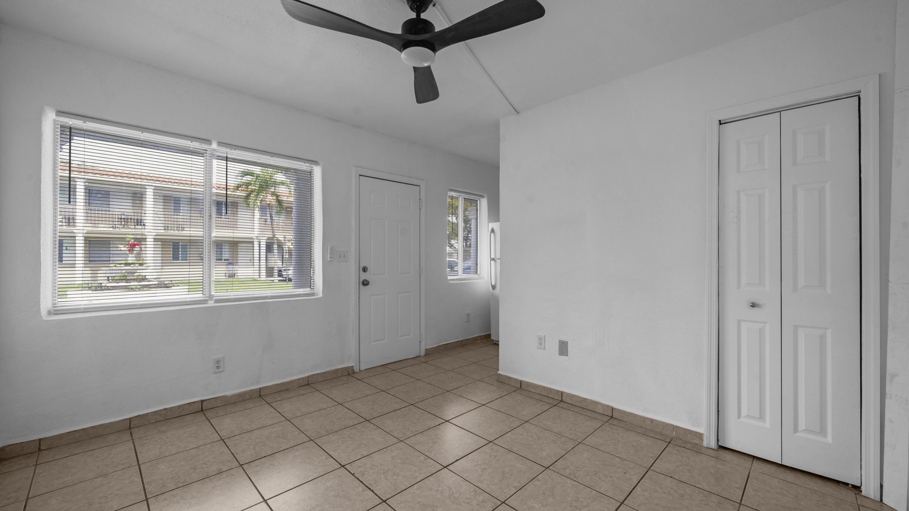 420 NW 10th Street # 9, Miami, FL 33136, Miami - Photo 3
