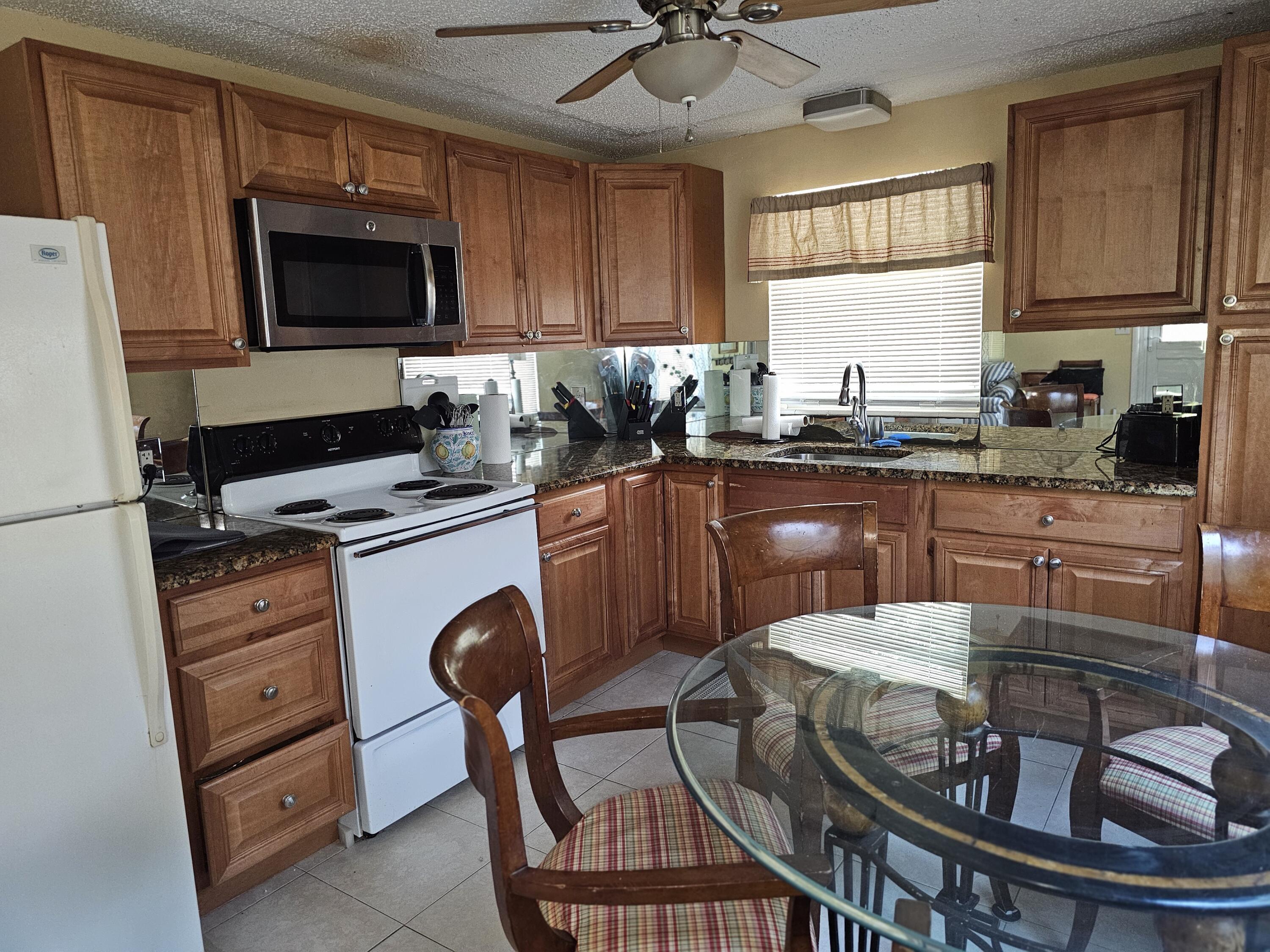 1032 E Road 2, Loxahatchee Groves, FL 33470, Loxahatchee Groves - Main