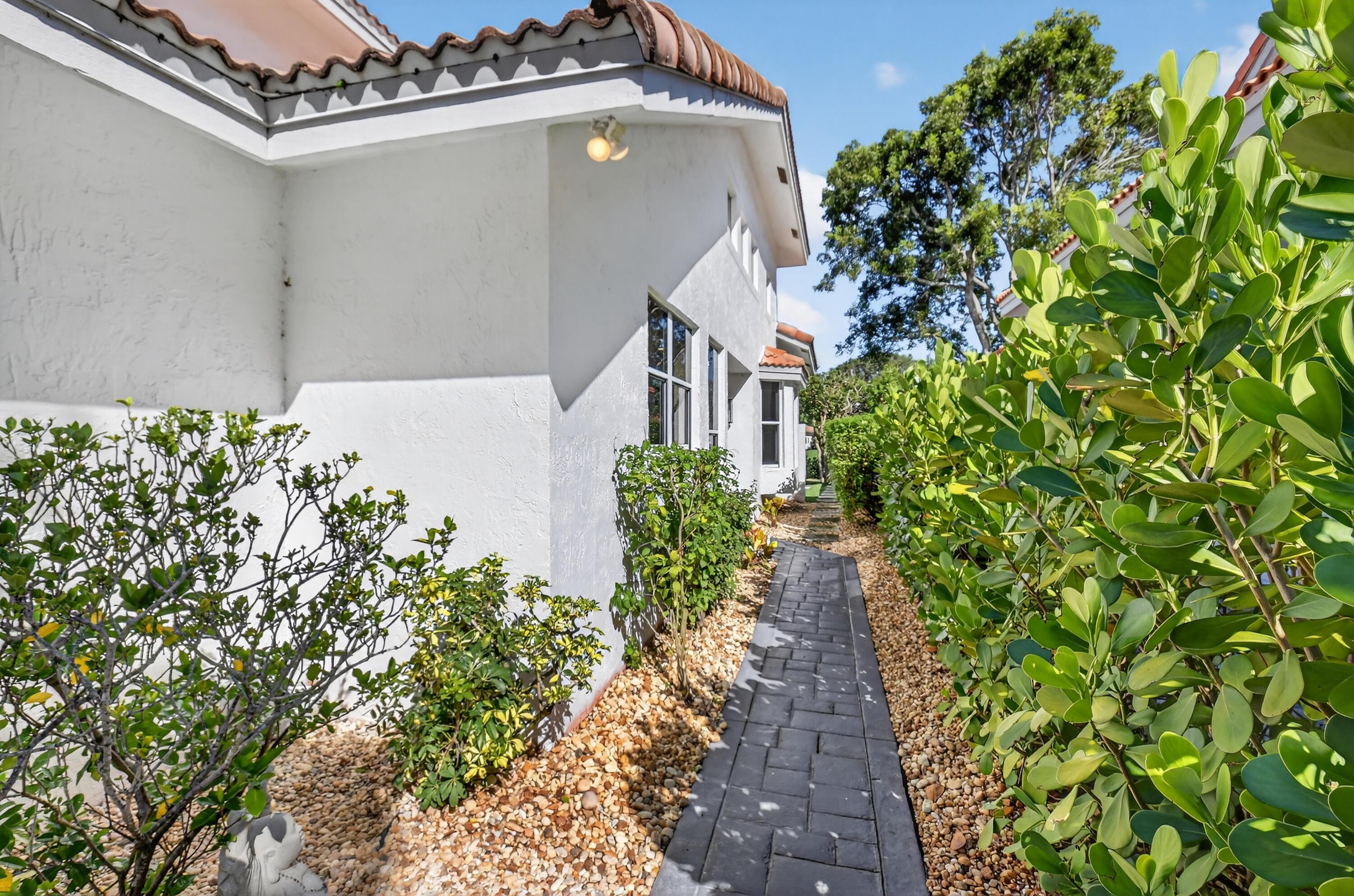2237 NW 53rd Street, Boca Raton, FL 33496, Boca Raton - Photo 3