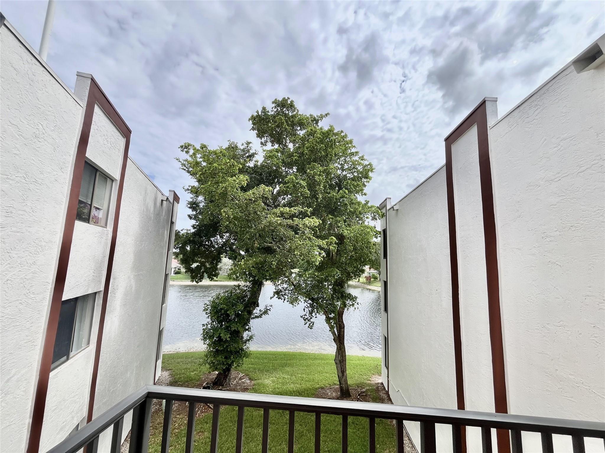 9691 N Belfort Circle 305, Tamarac, FL 33321, Tamarac - Photo 2