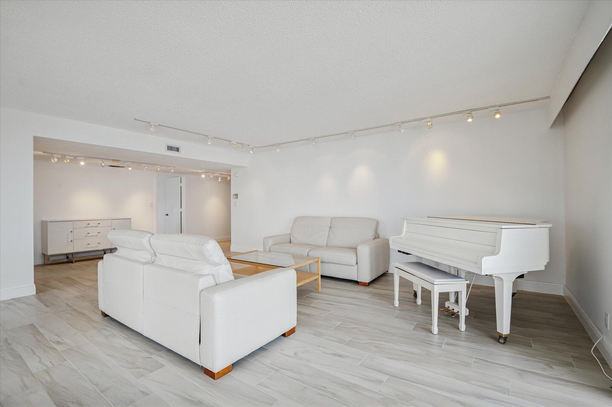 1010 S Ocean Boulevard 501, Pompano Beach, FL 33062, Pompano Beach - Photo 5