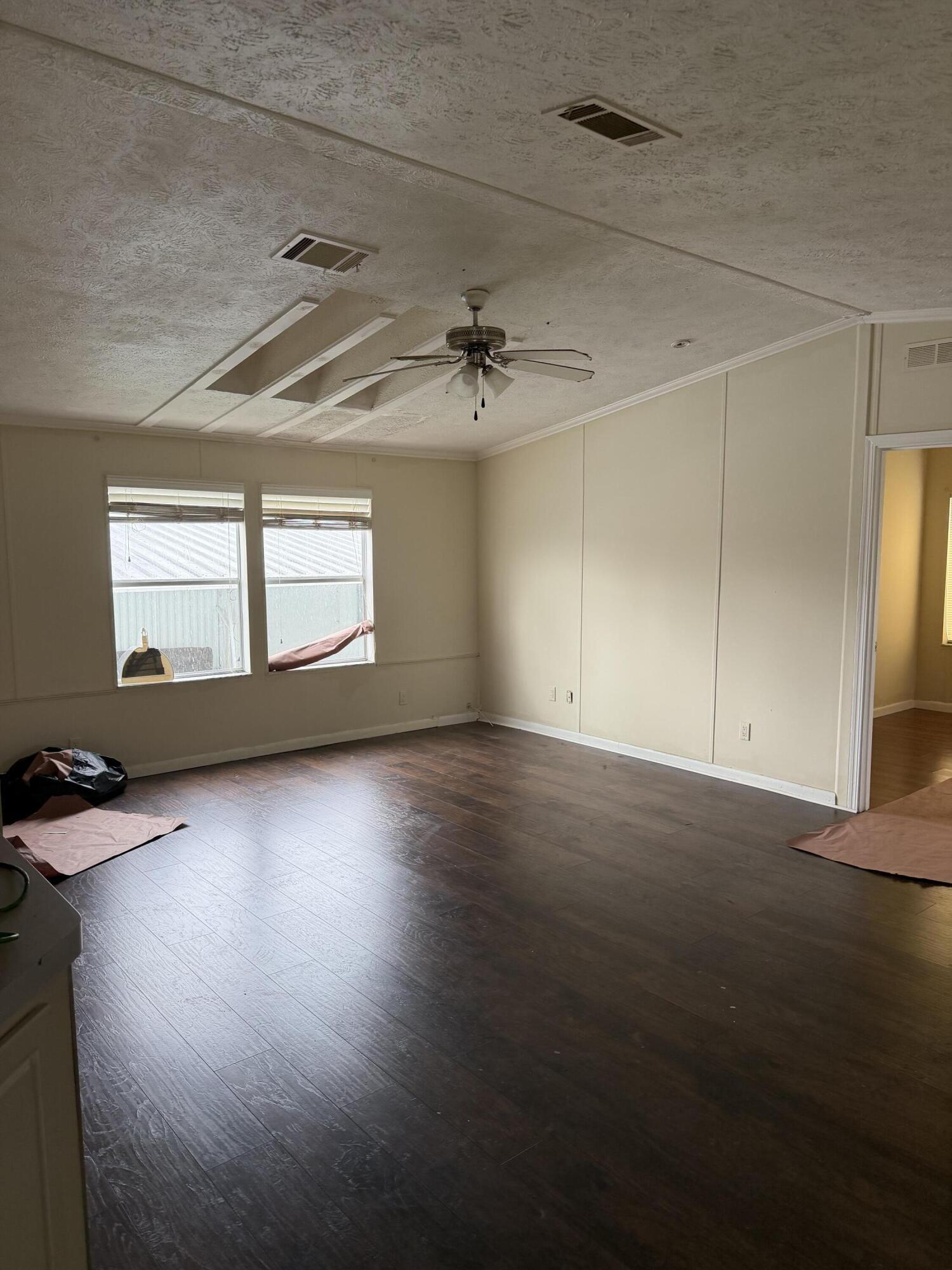 8557 SW 18th Street, Davie, FL 33324, Davie - Photo 3
