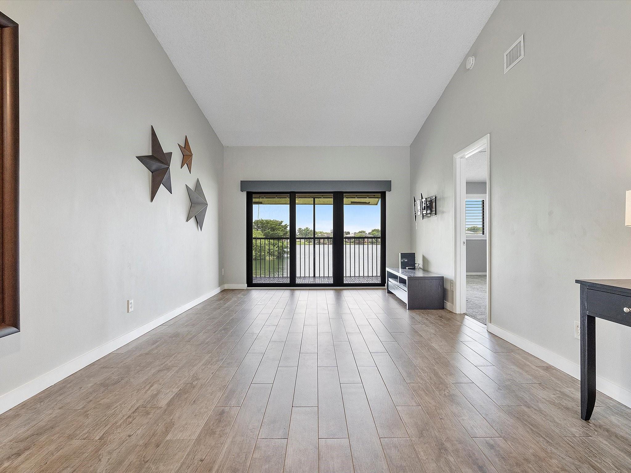 3200 NW 46th Street 203, Oakland Park, FL 33309, Oakland Park - Photo 5