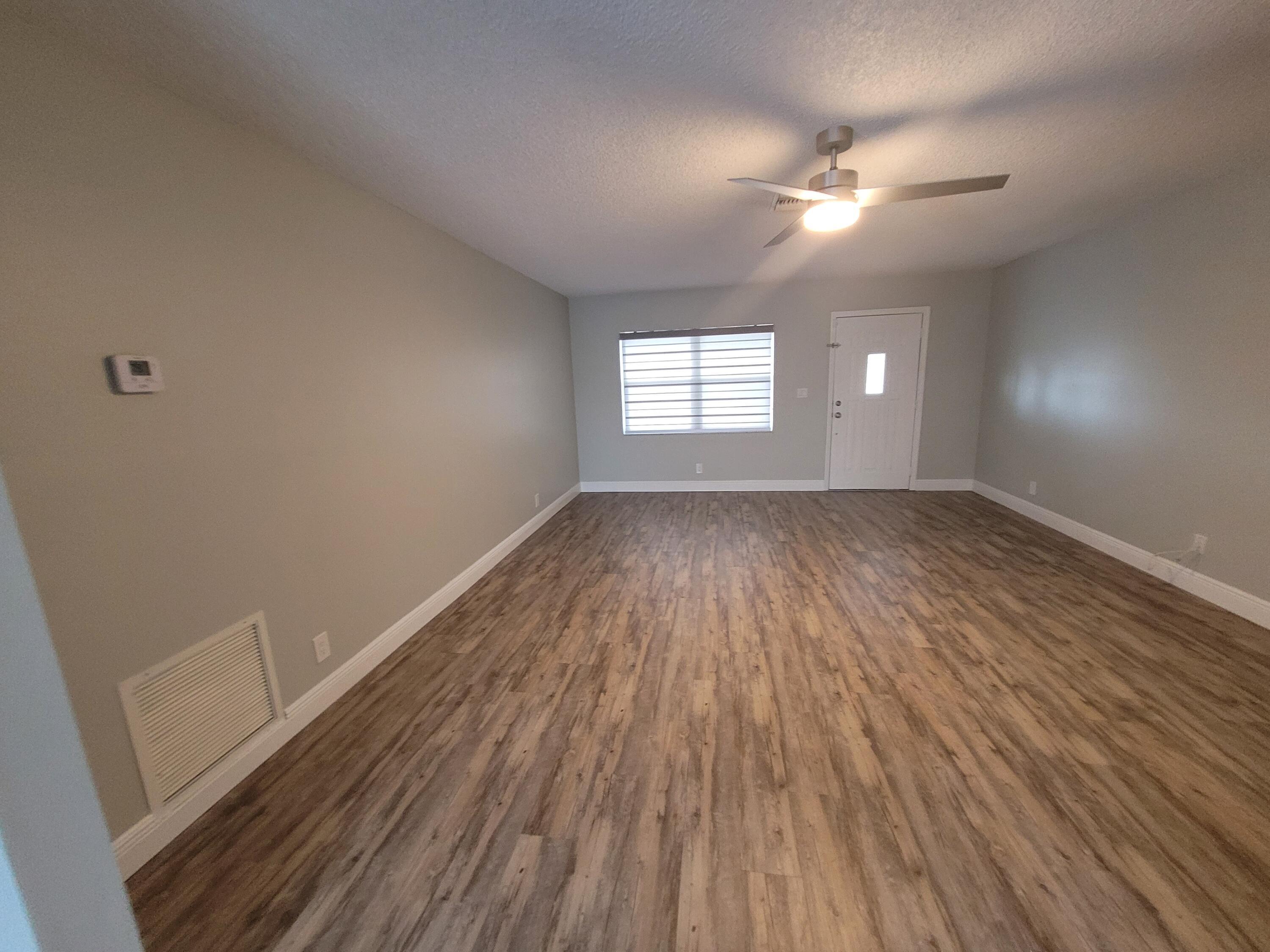 516 NW 54th Street, Boca Raton, FL 33487, Boca Raton - Photo 5