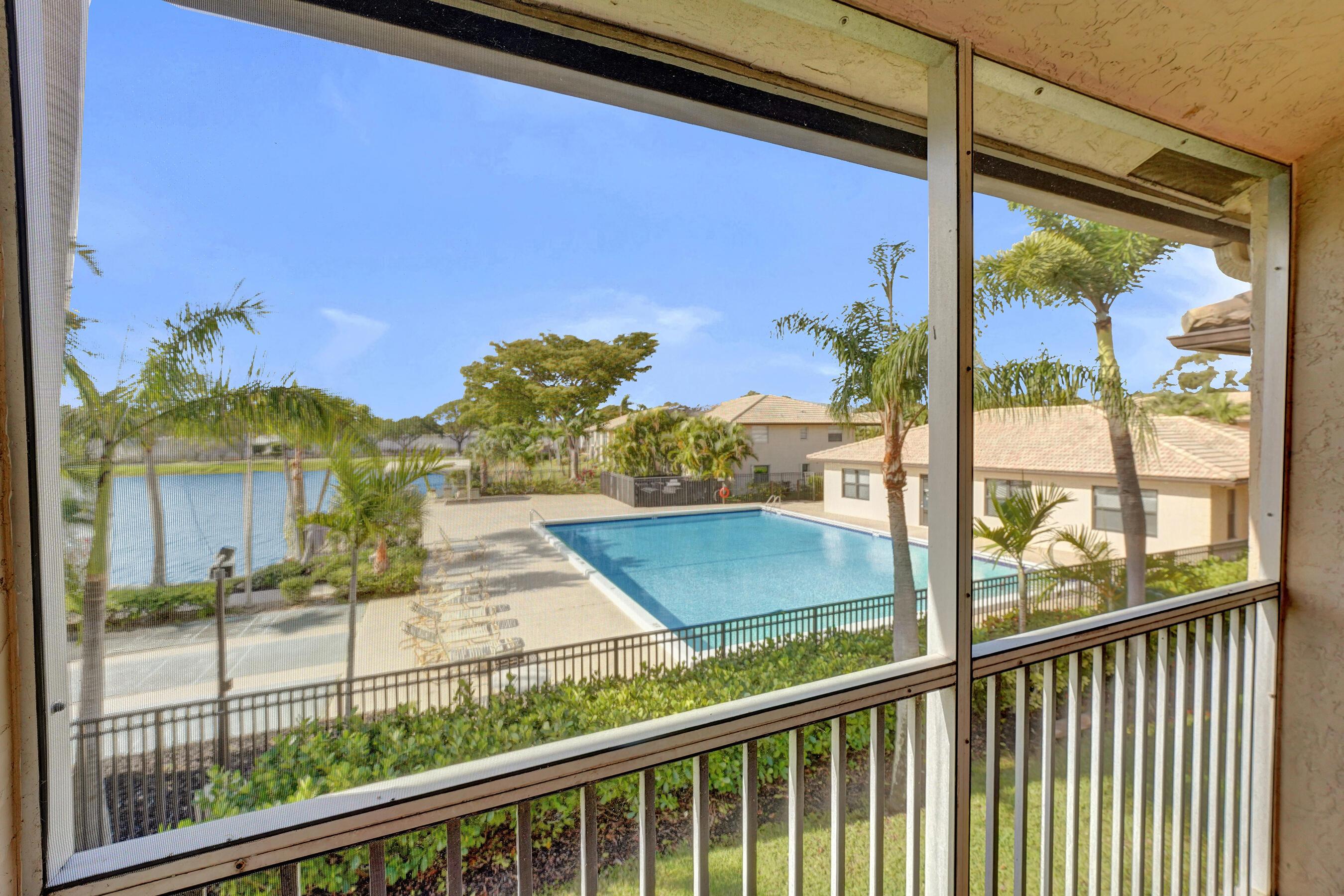 5531 Lakeside Drive 202, Margate, FL 33063, Margate - Photo 4