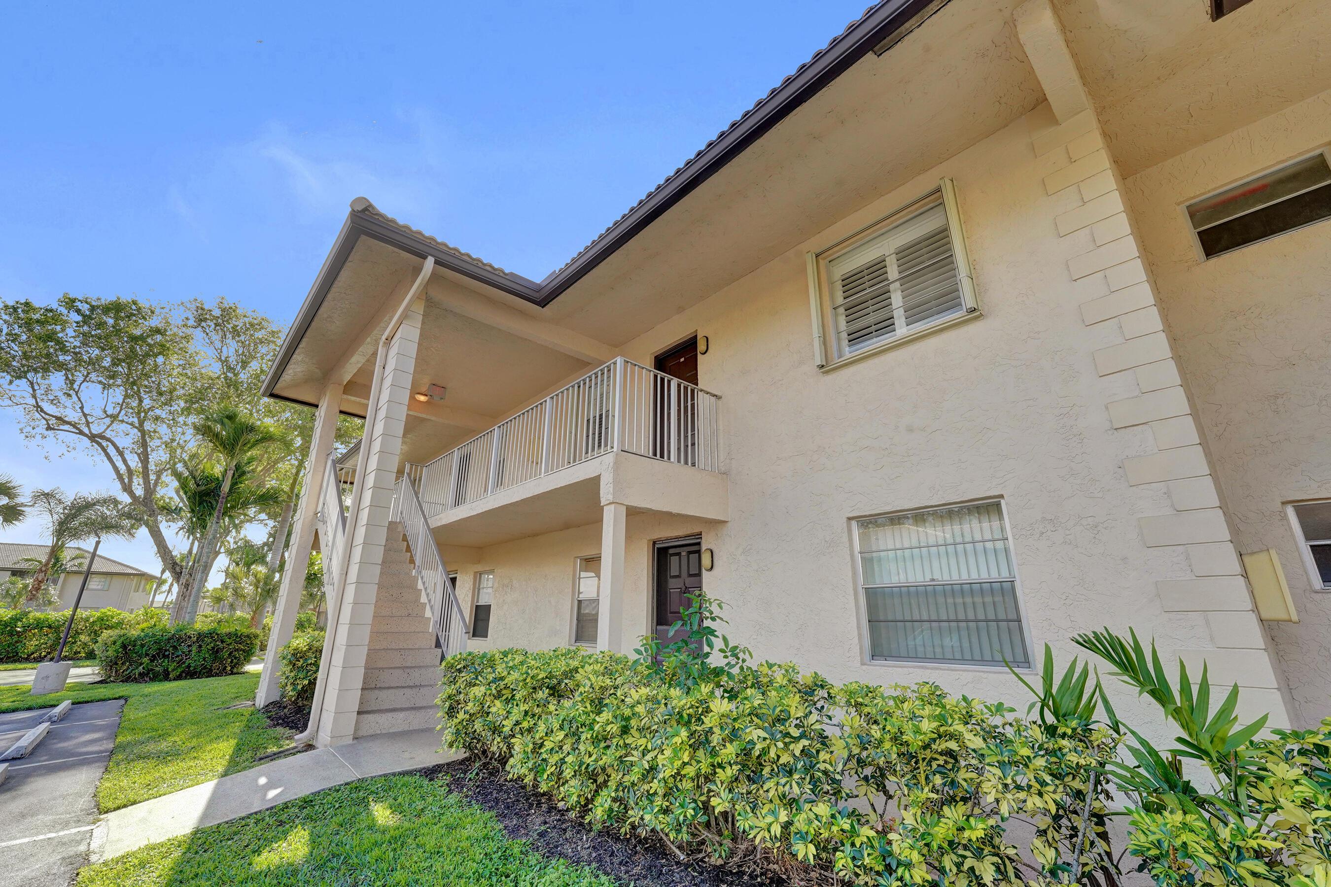 5531 Lakeside Drive 202, Margate, FL 33063, Margate - Photo 5