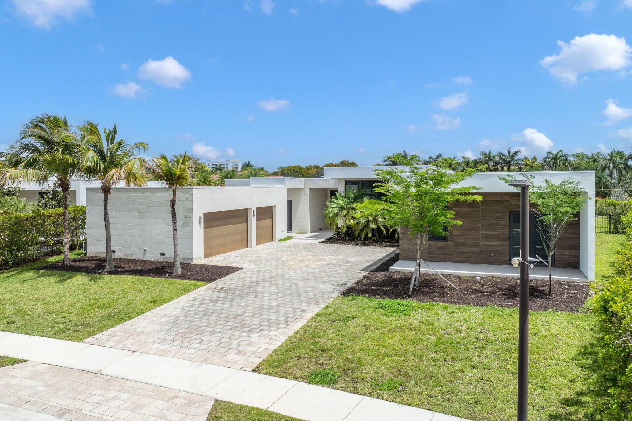 16539 N Botaniko Dr Drive N, Weston, FL 33326, Weston - Photo 2