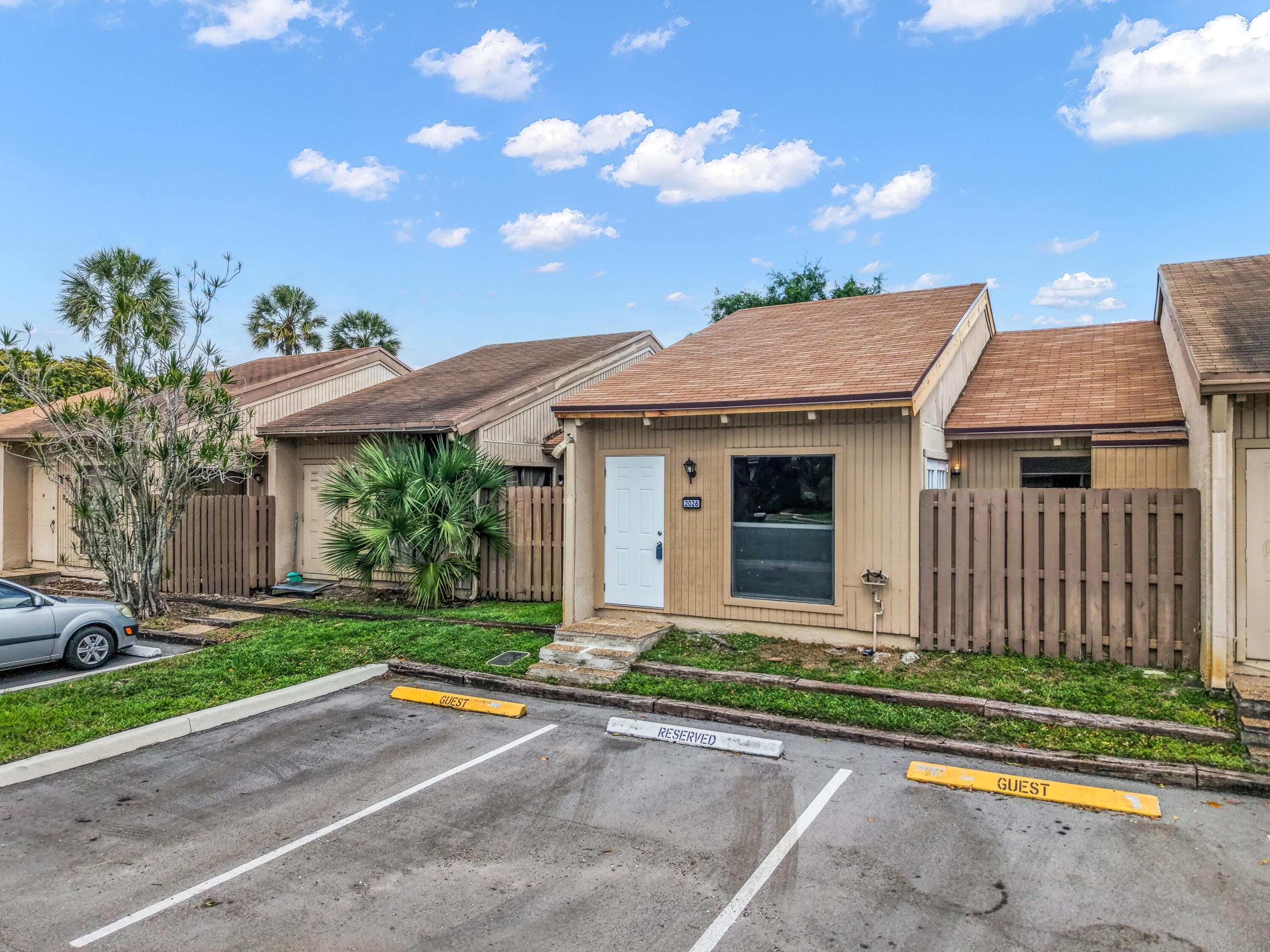 2026 SW 81st Way, Davie, FL 33324, Davie - Photo 3