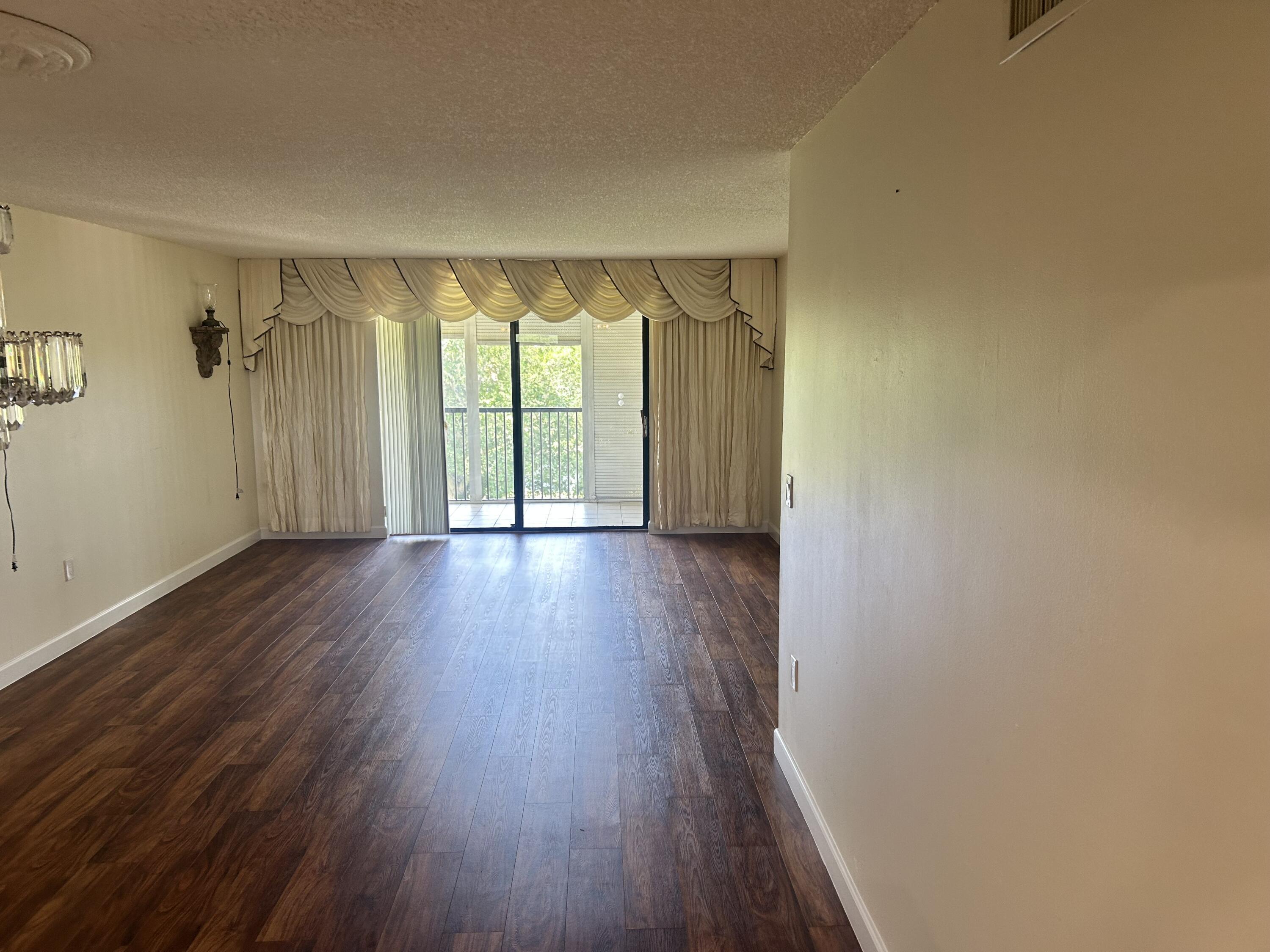 3521 Environ Boulevard B503, Lauderhill, FL 33319, Lauderhill - Photo 4