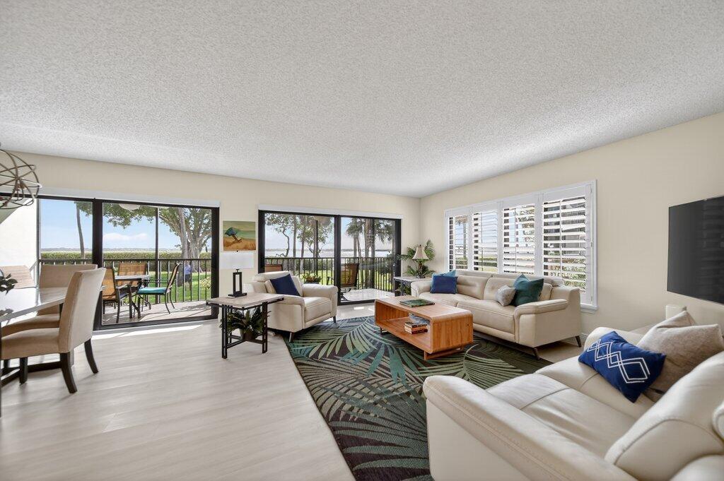 218 NE Edgewater Drive 218, Hutchinson Island, FL 34996, Hutchinson Island - Photo 3