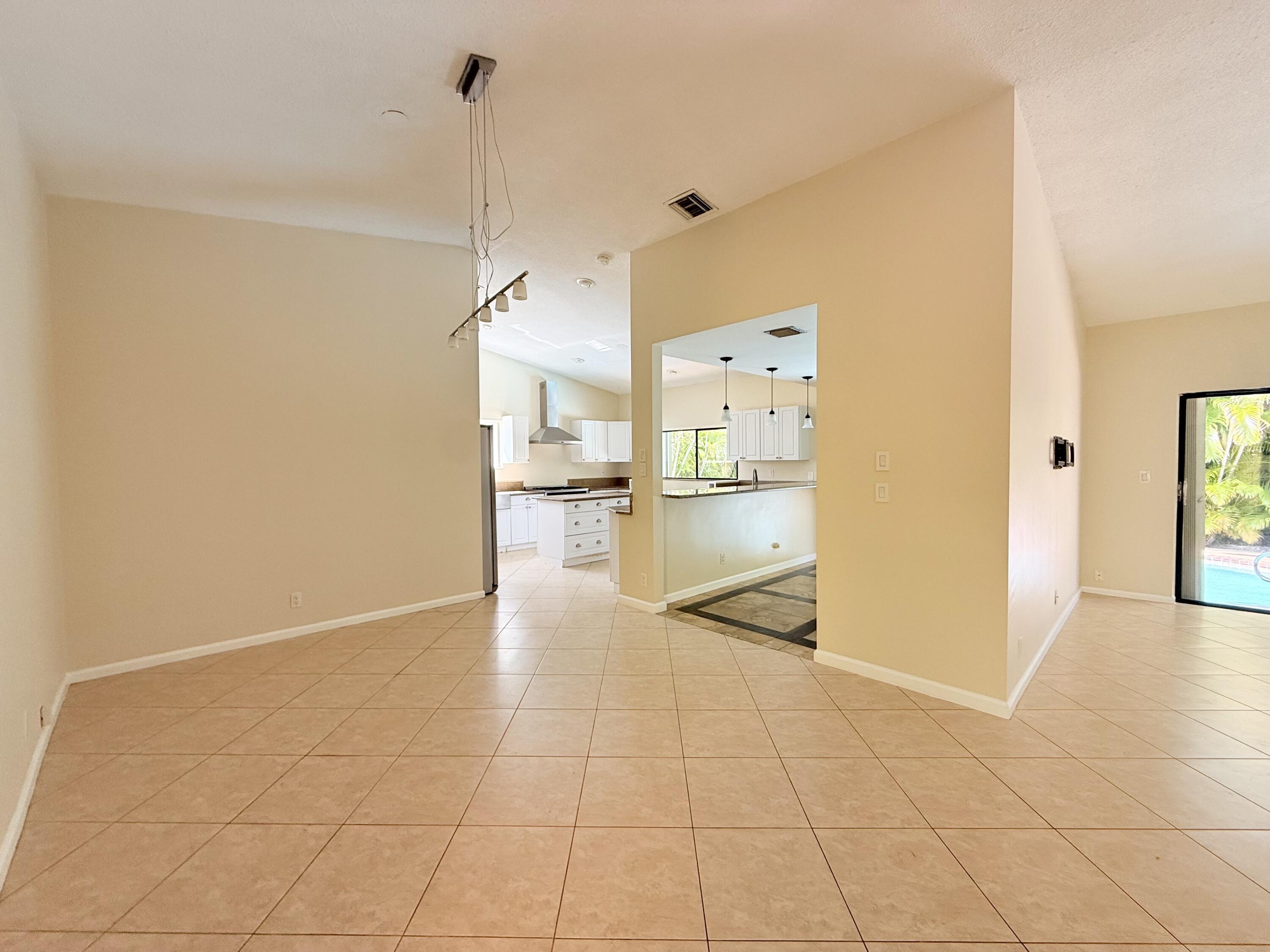 71 Laredo Lane, Boca Raton, FL 33487, Boca Raton - Photo 5