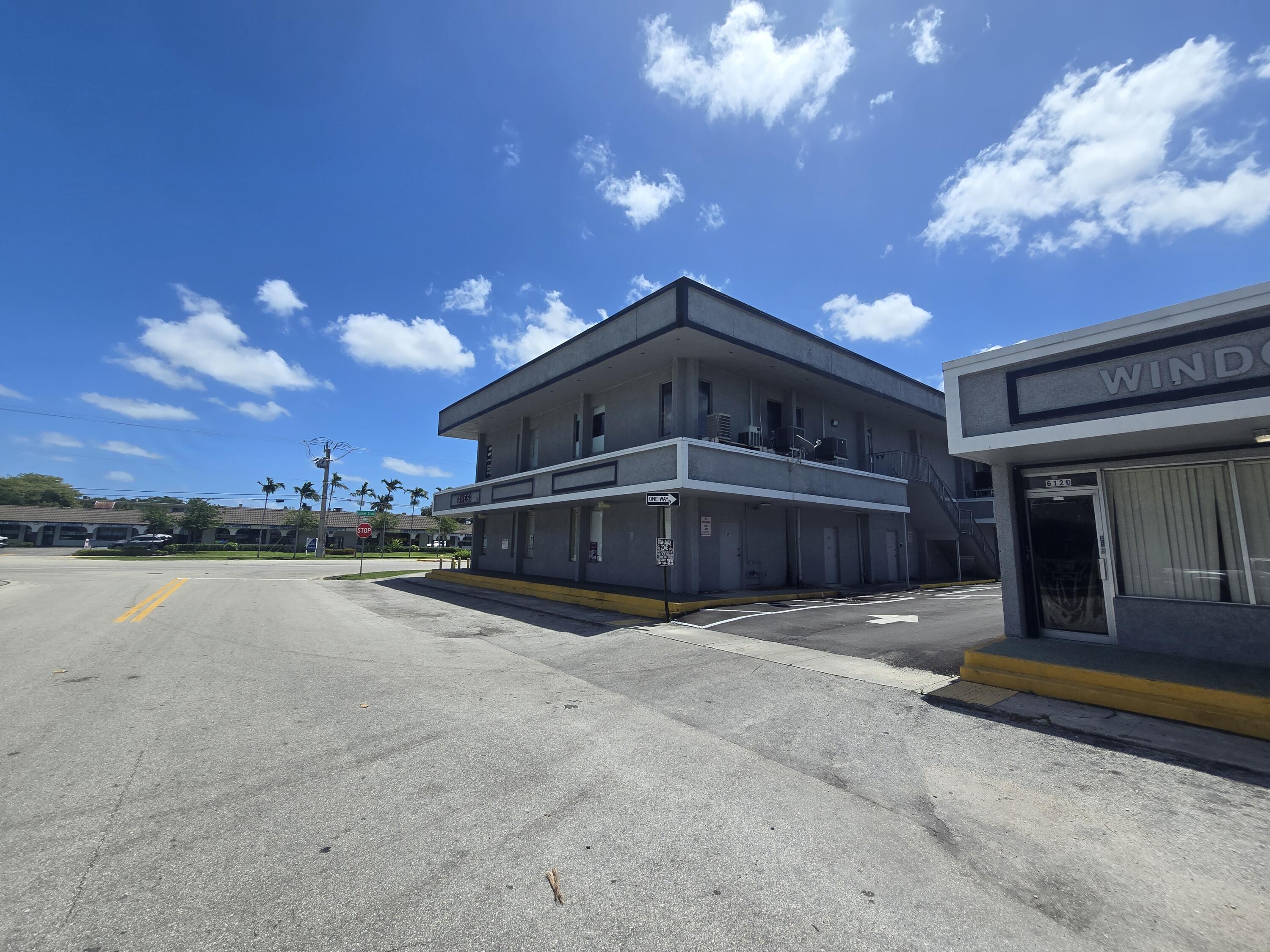 6120 NW 11th Street 10-2, Sunrise, FL, Sunrise - Photo 4