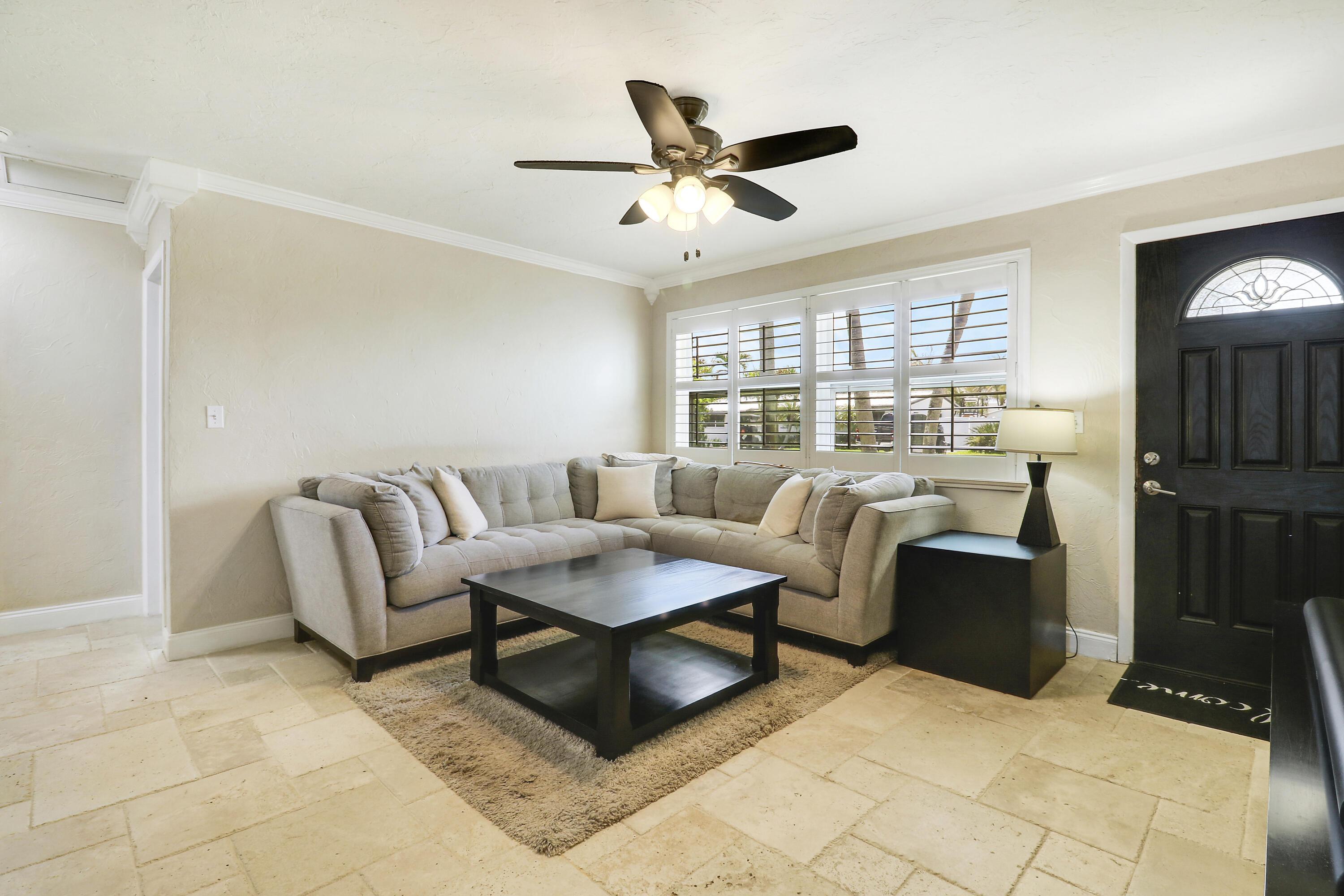 19049 SE Robert Drive, Jupiter, FL 33469, Jupiter - Photo 4