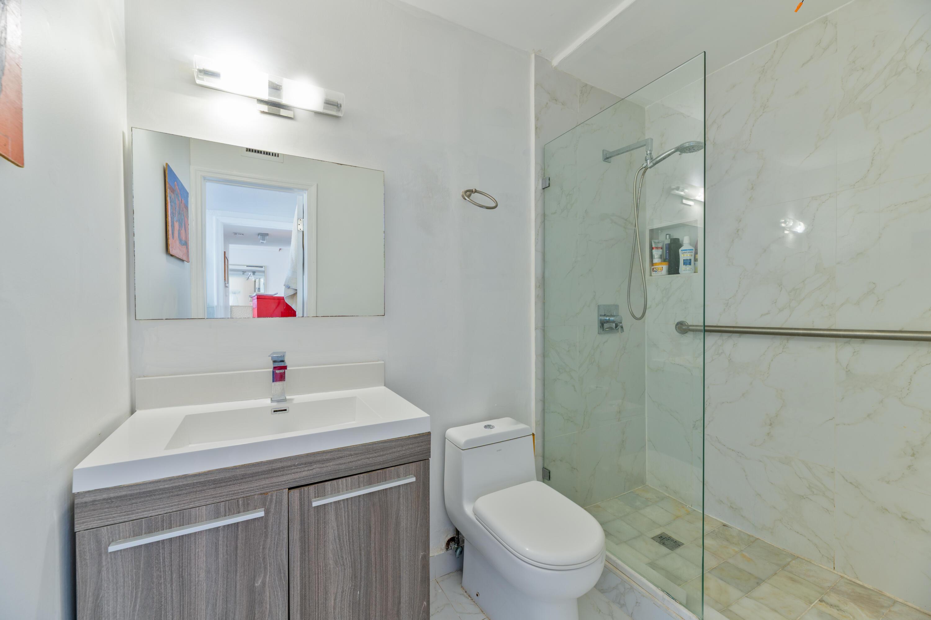 2841 NE 33rd Court 303, Fort Lauderdale, FL 33306, Fort Lauderdale - Photo 5