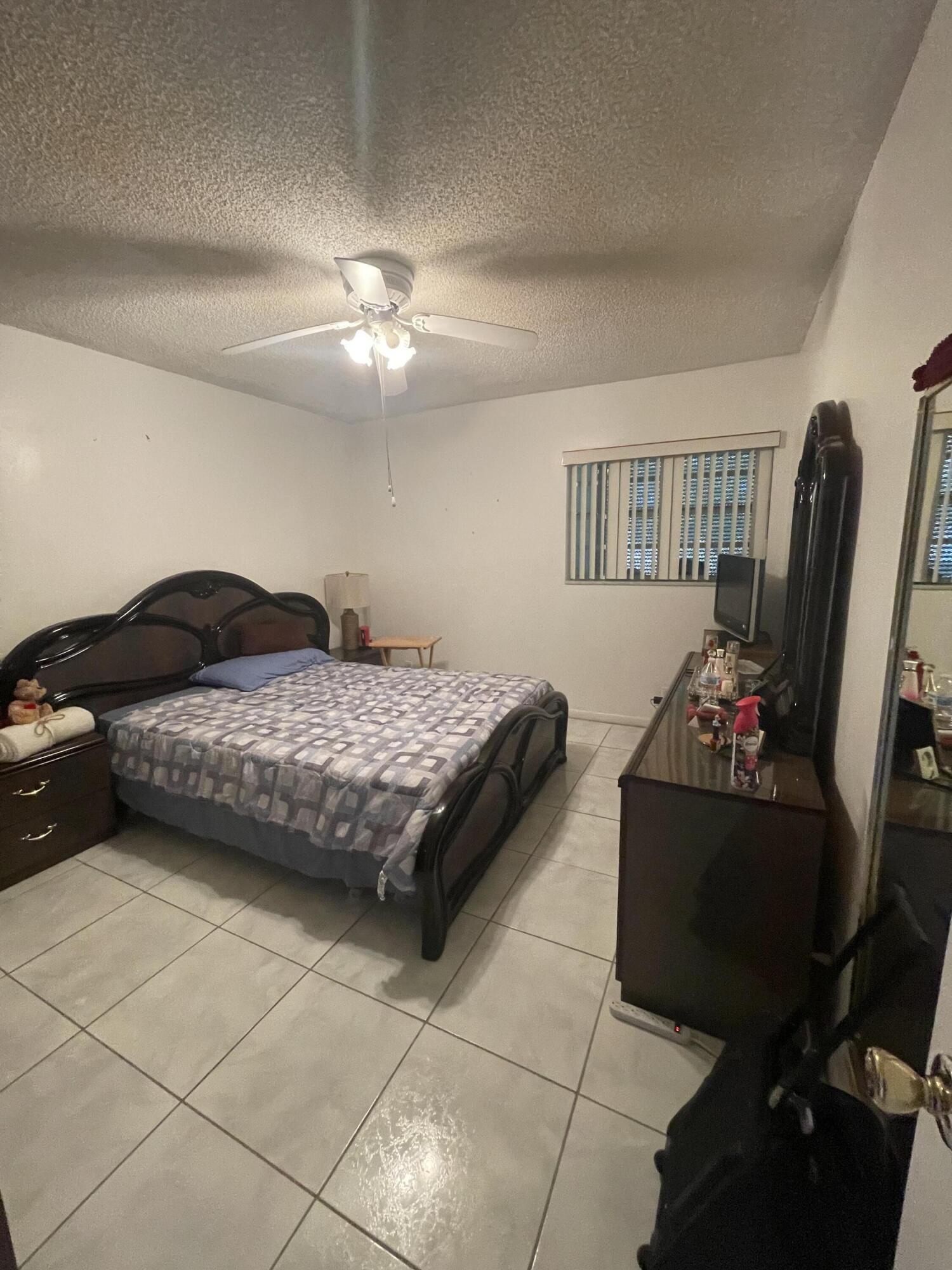 186 Flanders D 186, Delray Beach, FL 33484, Delray Beach - Photo 5