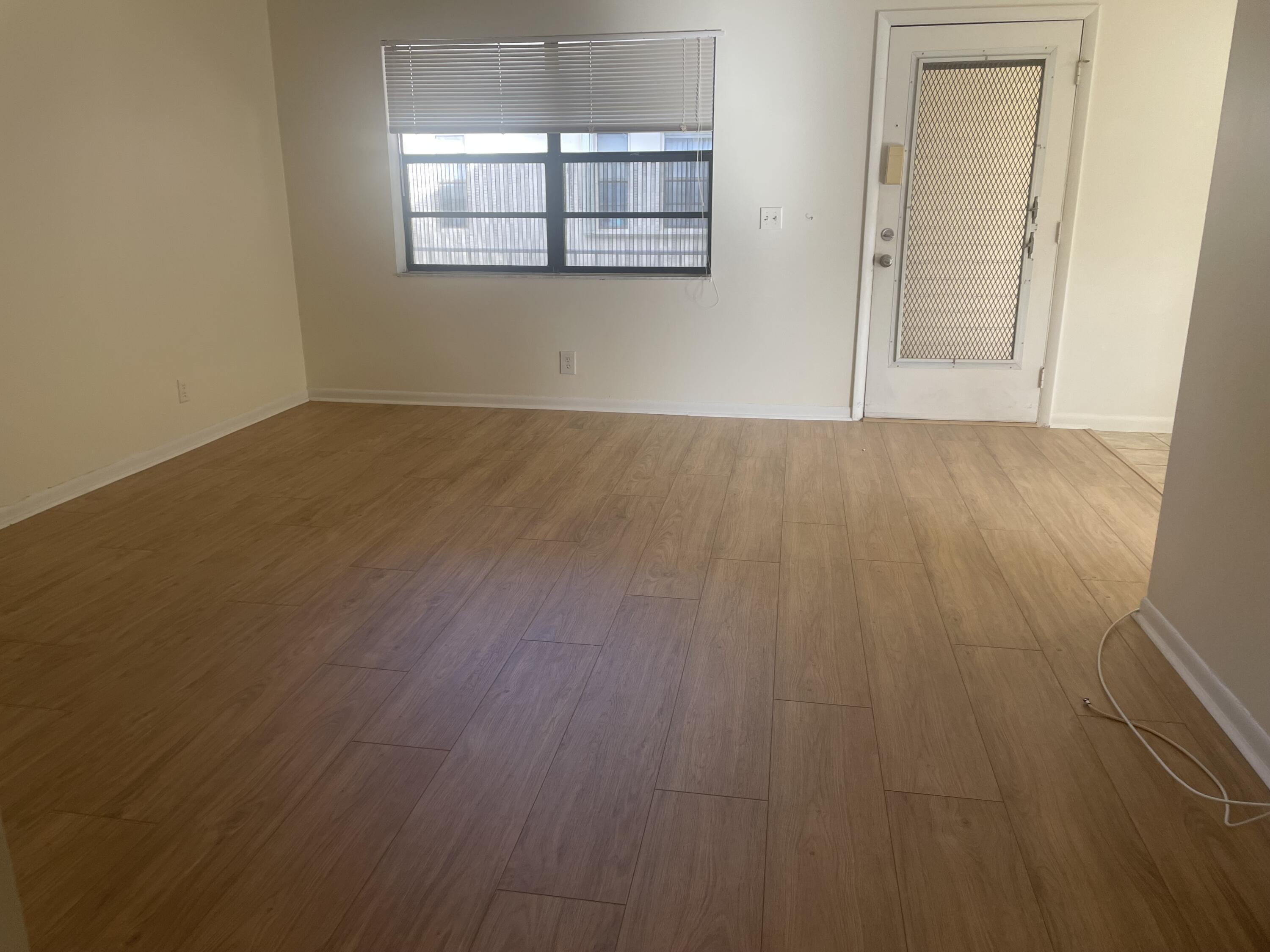 83 Capri B 83, Delray Beach, FL 33484, Delray Beach - Photo 5