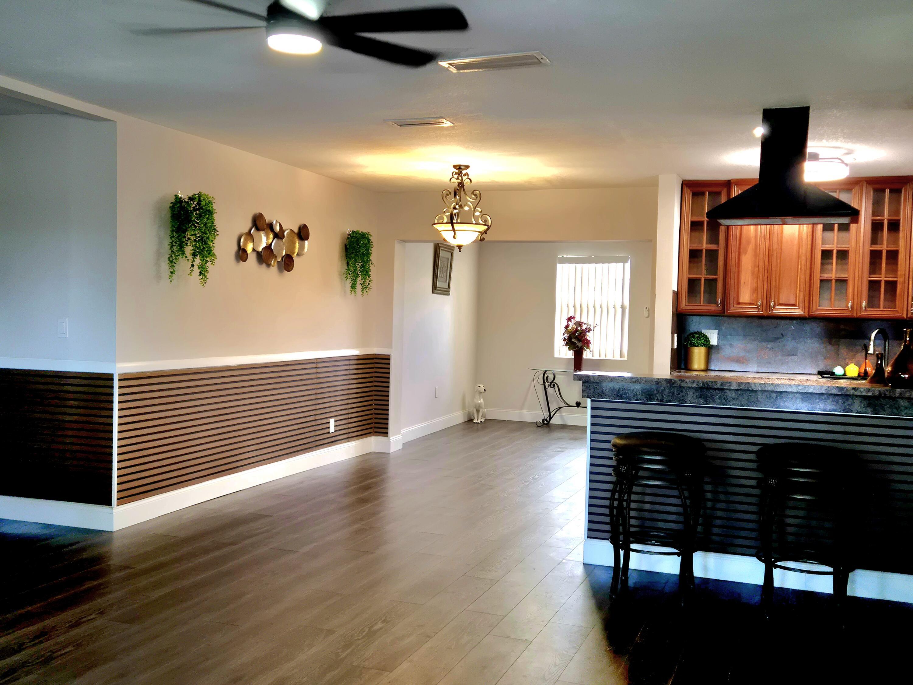 1015 NW 68th Avenue, Margate, FL 33063, Margate - Photo 3