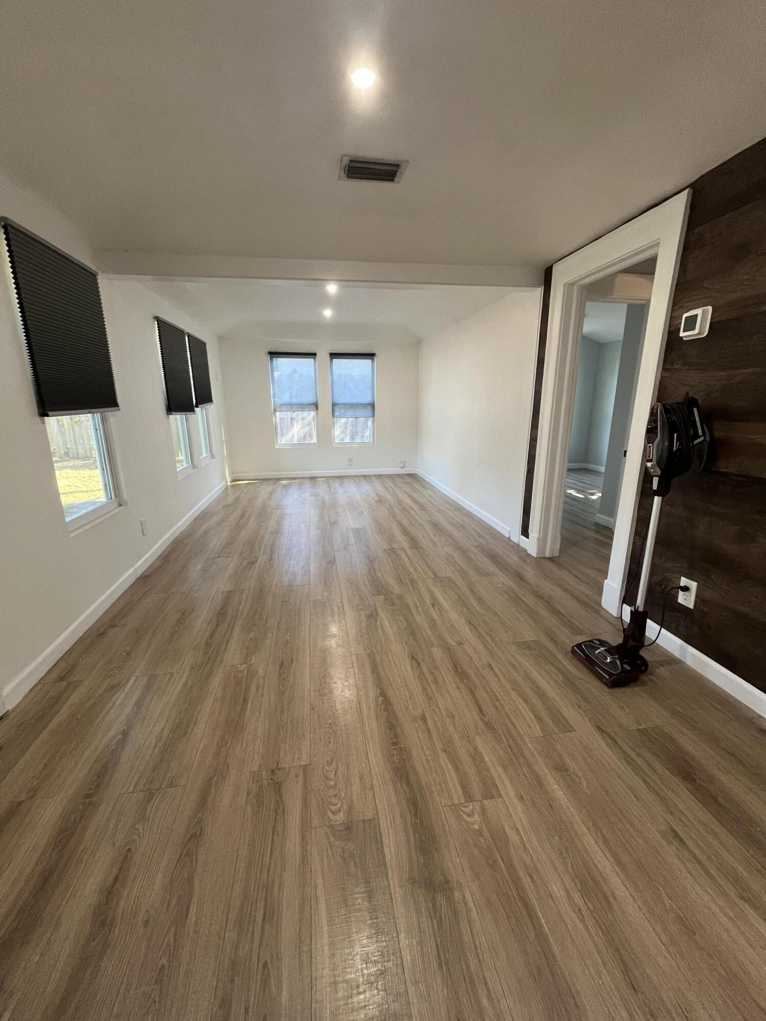 728 Talladega Street, West Palm Beach, FL 33405, West Palm Beach - Photo 2
