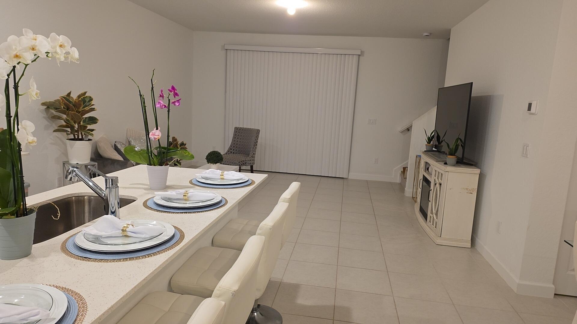 512 SE Rivergrass Street, Port St. Lucie, FL 34984, Port St. Lucie - Photo 4