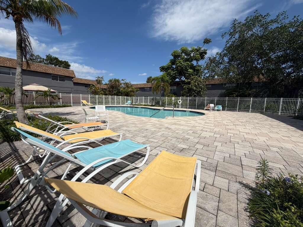 4869 NW 9th Drive 4869, Plantation, FL 33317, Plantation - Photo 2