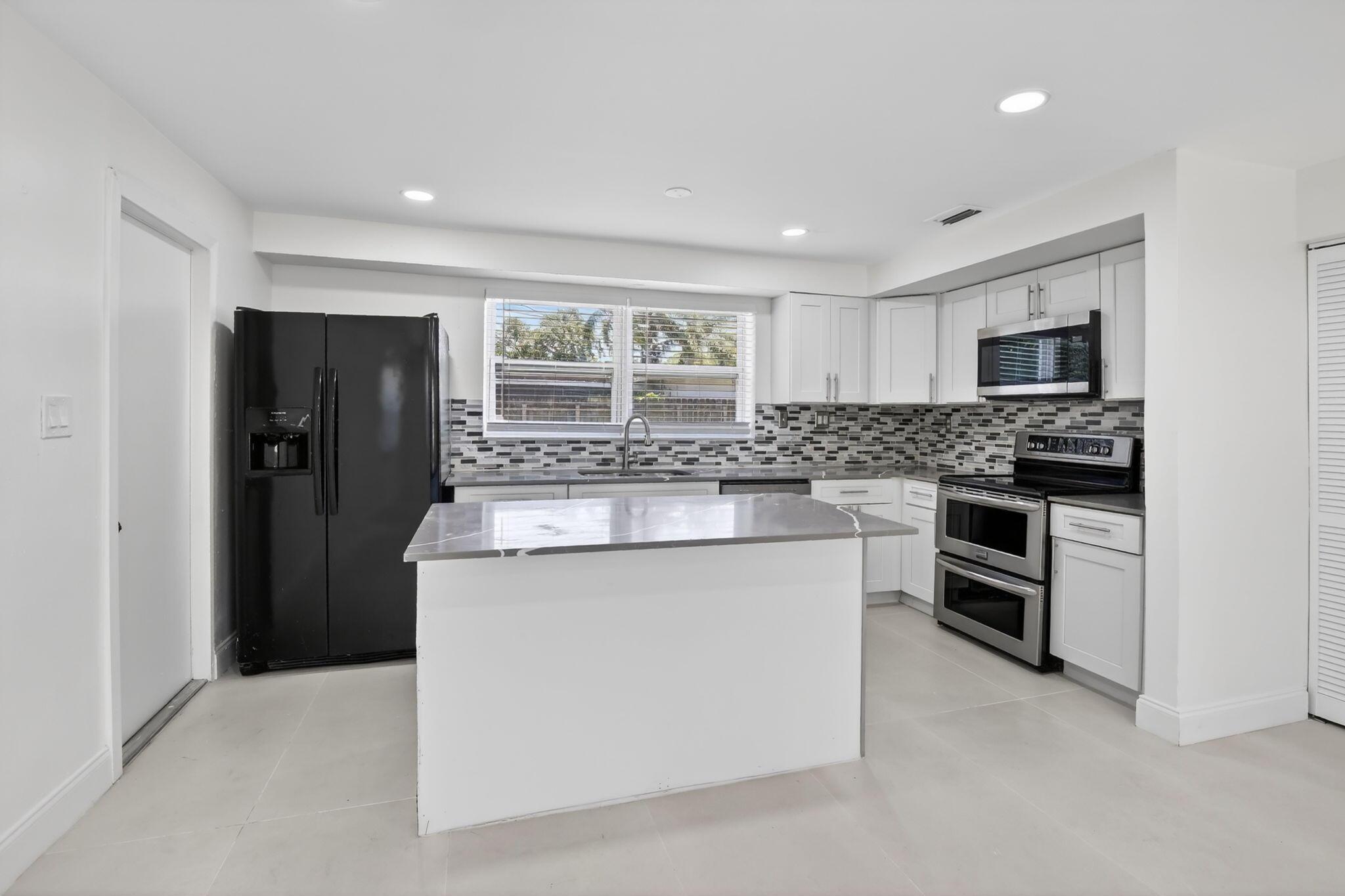 2630 SW 49th Court, Fort Lauderdale, FL 33312, Fort Lauderdale - Photo 5