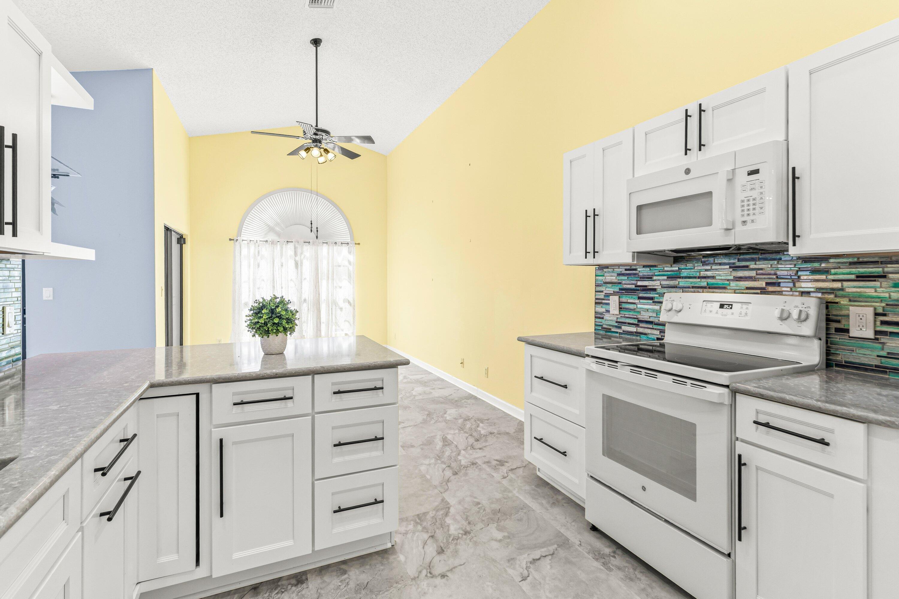 12401 Boneventure Drive, Boynton Beach, FL 33437, Boynton Beach - Photo 4