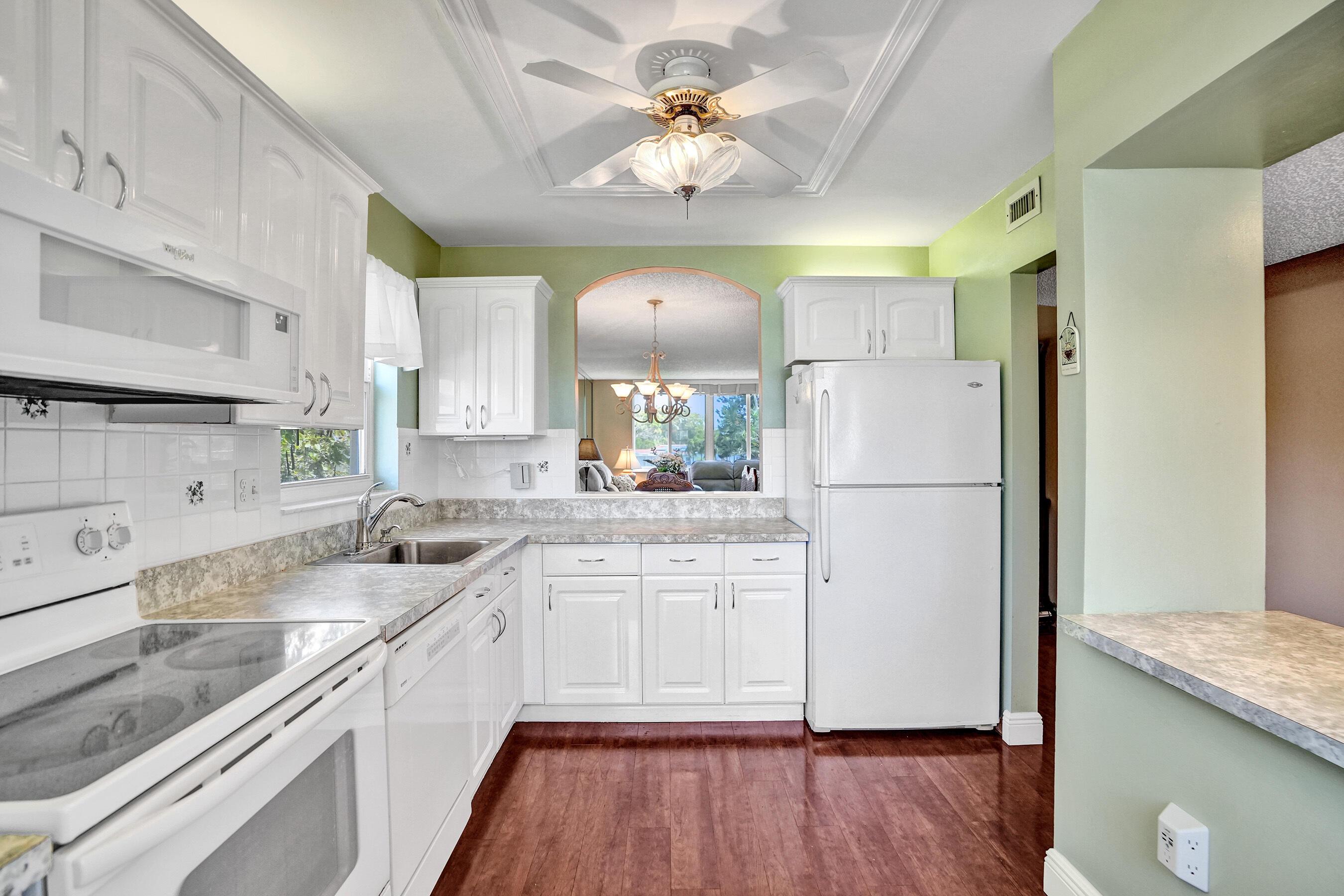 6670 Royal Palm Boulevard 201- K, Margate, FL 33063, Margate - Photo 4