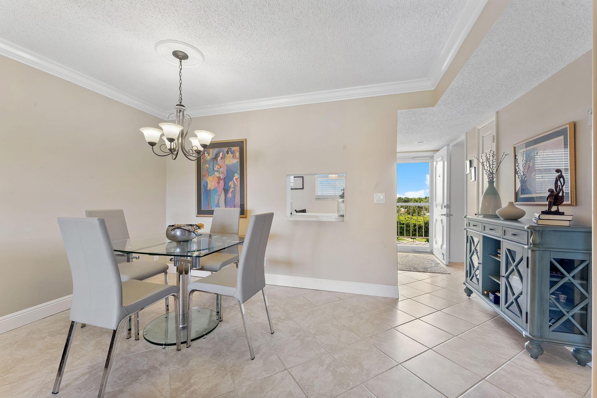 2515 NE 2nd Court 405, Boynton Beach, FL 33435, Boynton Beach - Photo 2