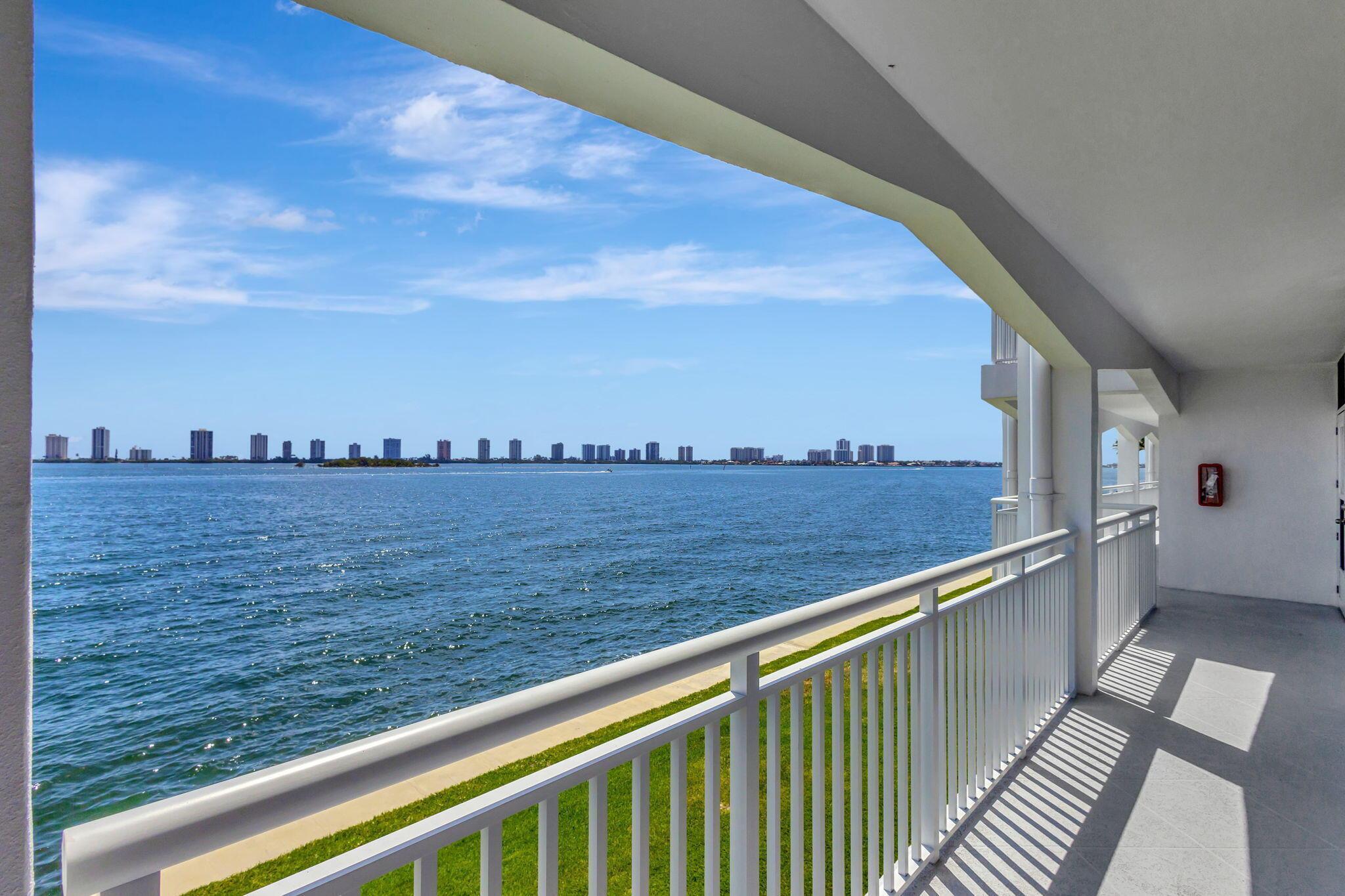 100 Shore Court 210, North Palm Beach, FL 33408, North Palm Beach - Photo 4