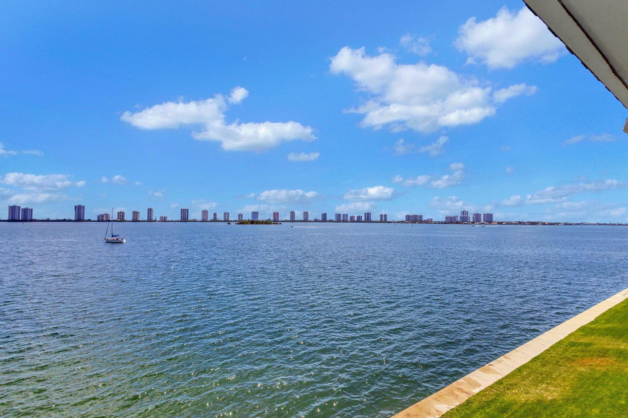 100 Shore Court 304, North Palm Beach, FL 33408, North Palm Beach - Photo 3