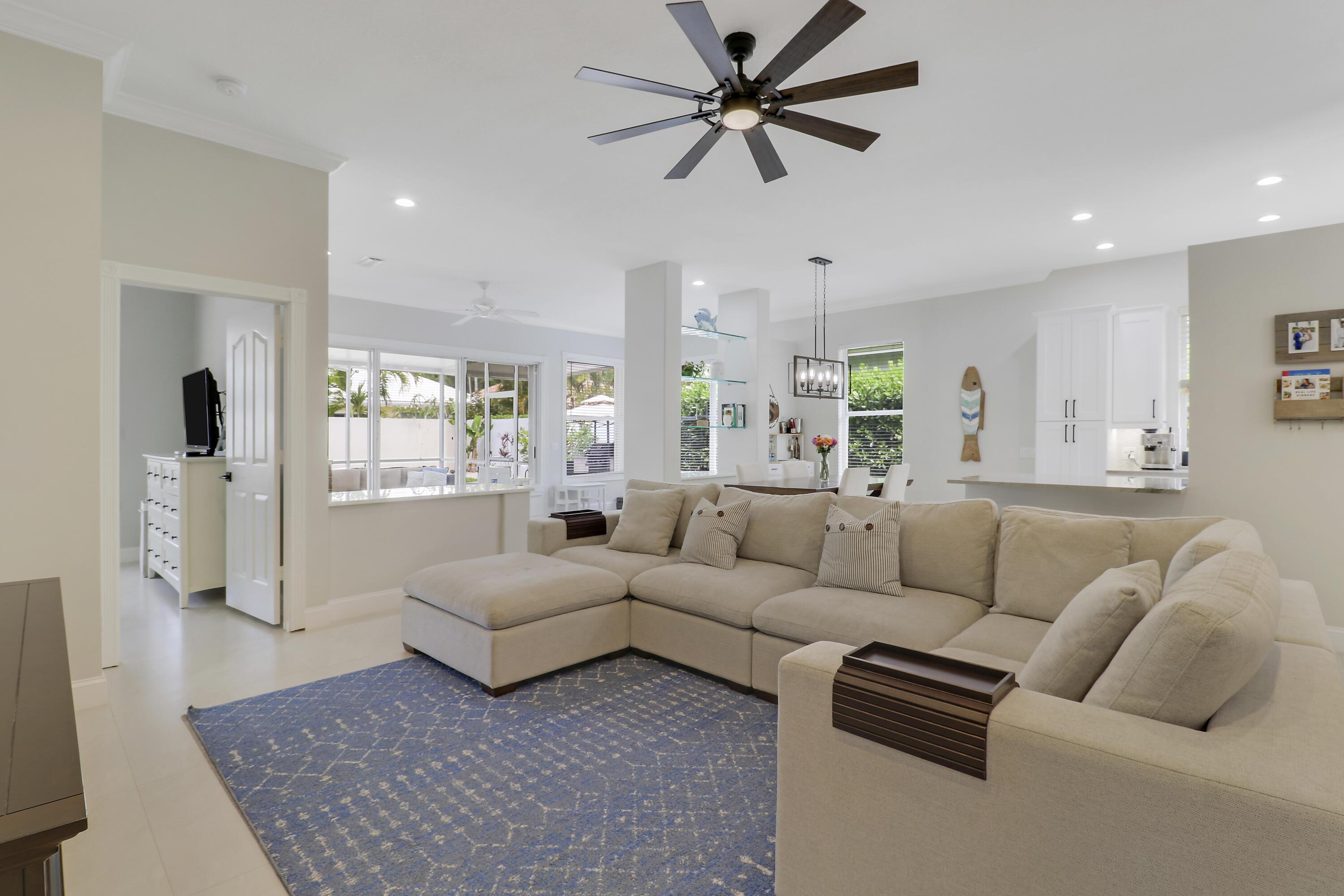 167 E Hampton Way, Jupiter, FL 33458, Jupiter - Photo 5
