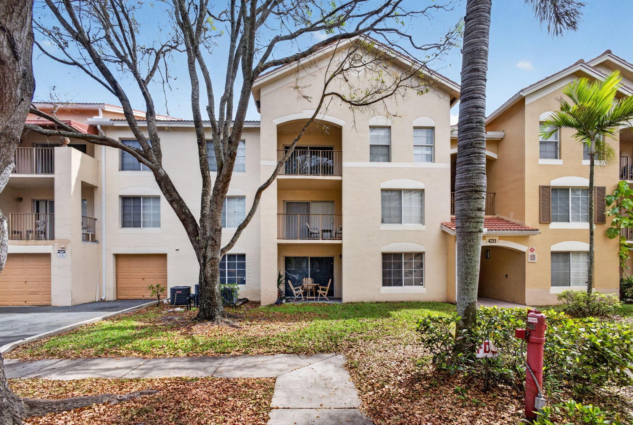 4211 San Marino Boulevard 105, West Palm Beach, FL 33409, West Palm Beach