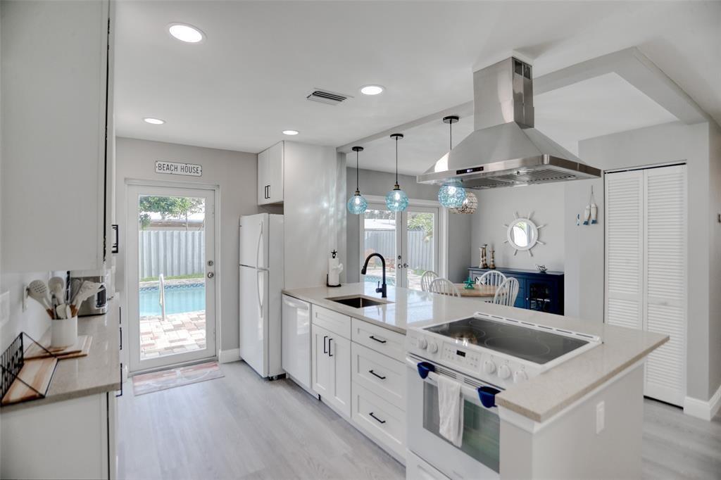1437 NE 25th Street, Pompano Beach, FL 33064, Pompano Beach - Photo 5