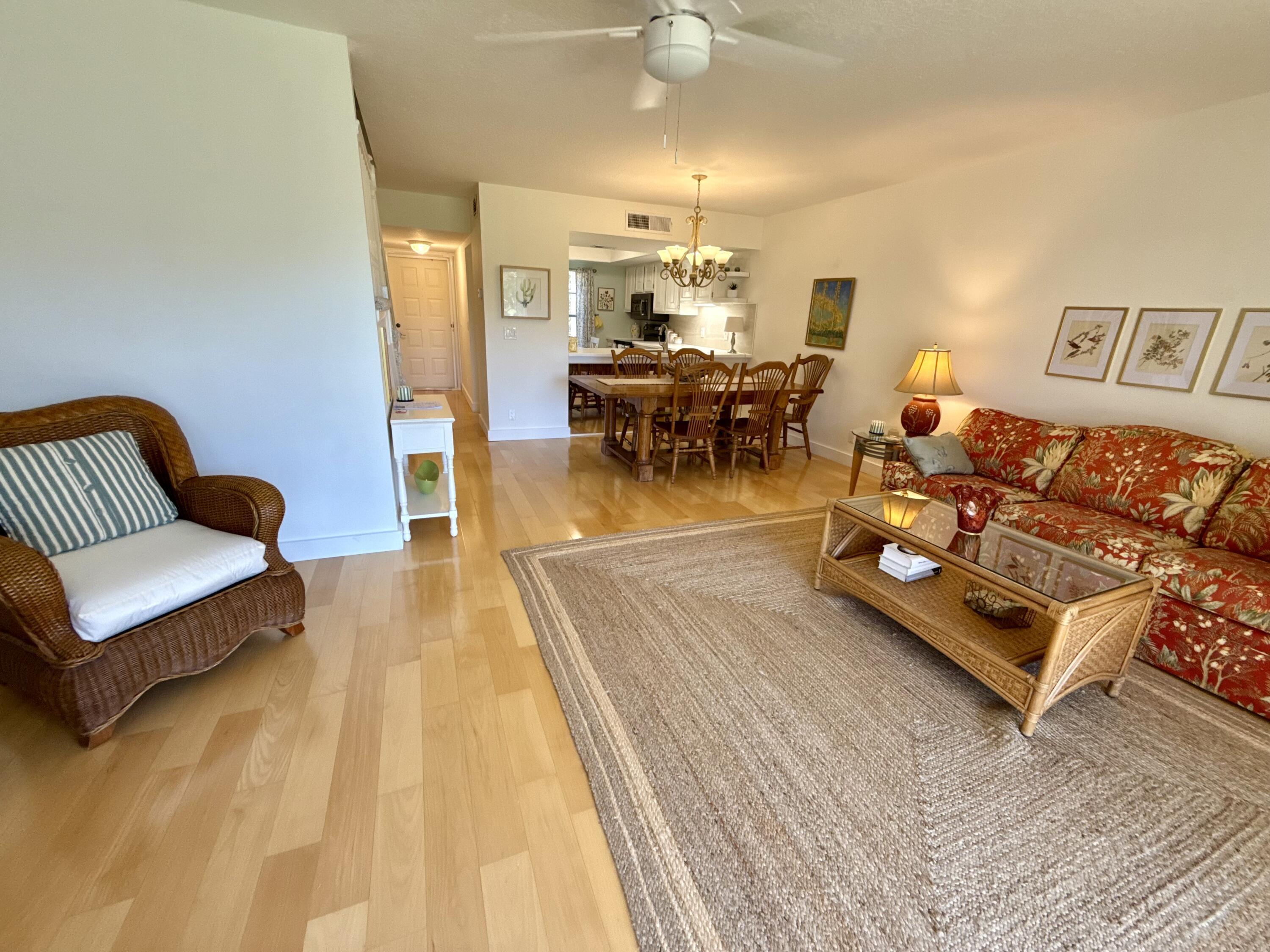 18390 SE Wood Haven Lane E, Jupiter, FL 33469, Jupiter - Photo 5