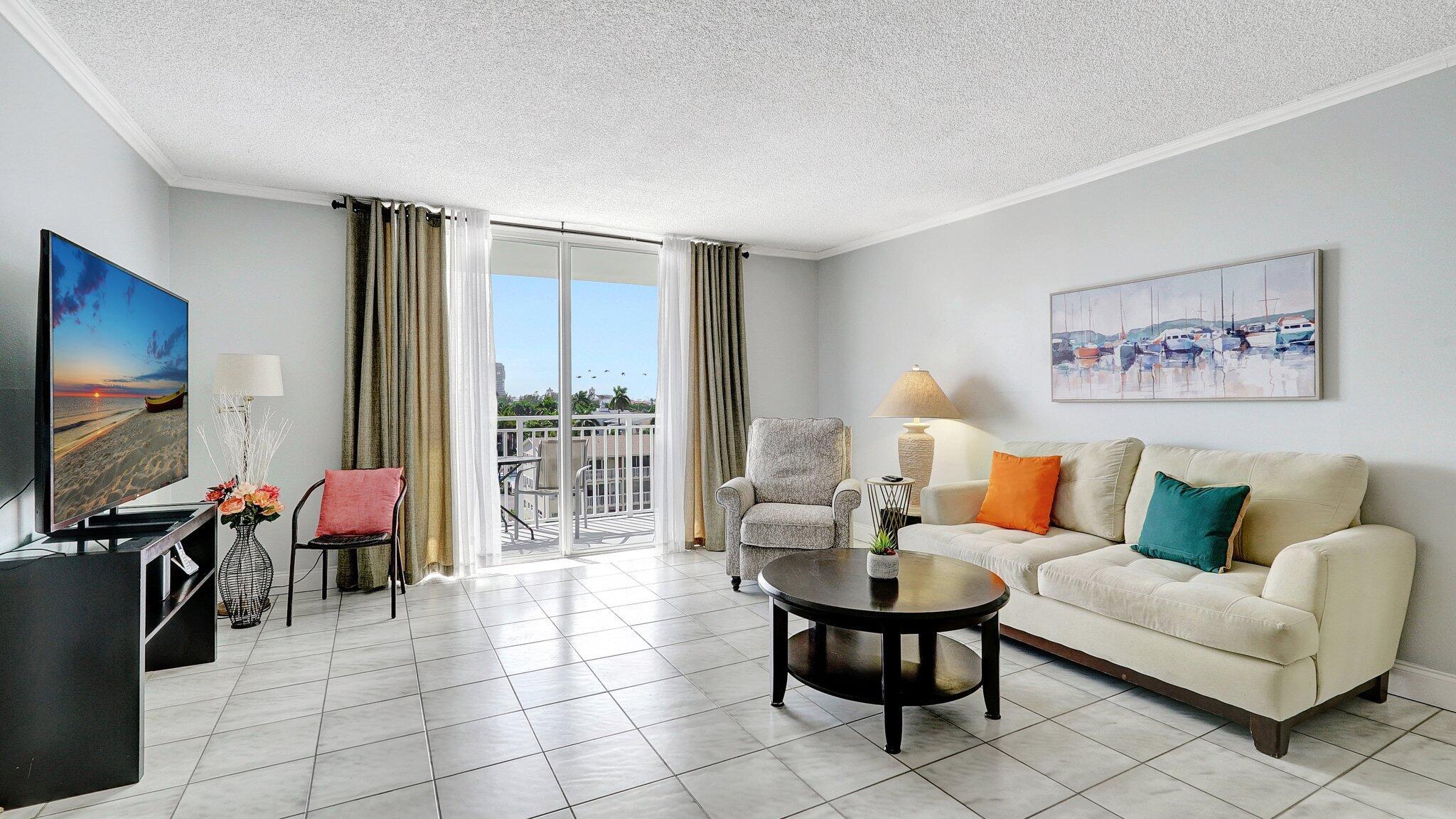 427 Golden Isles Drive 5j, Hallandale Beach, FL 33009, Hallandale Beach - Photo 5