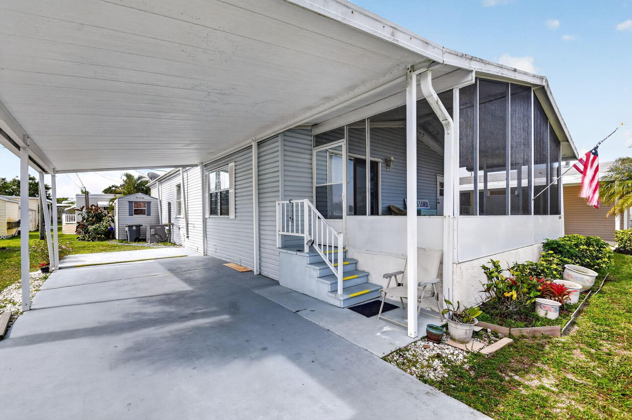 4290 Meadow View Drive, Boynton Beach, FL 33436, Boynton Beach - Photo 2