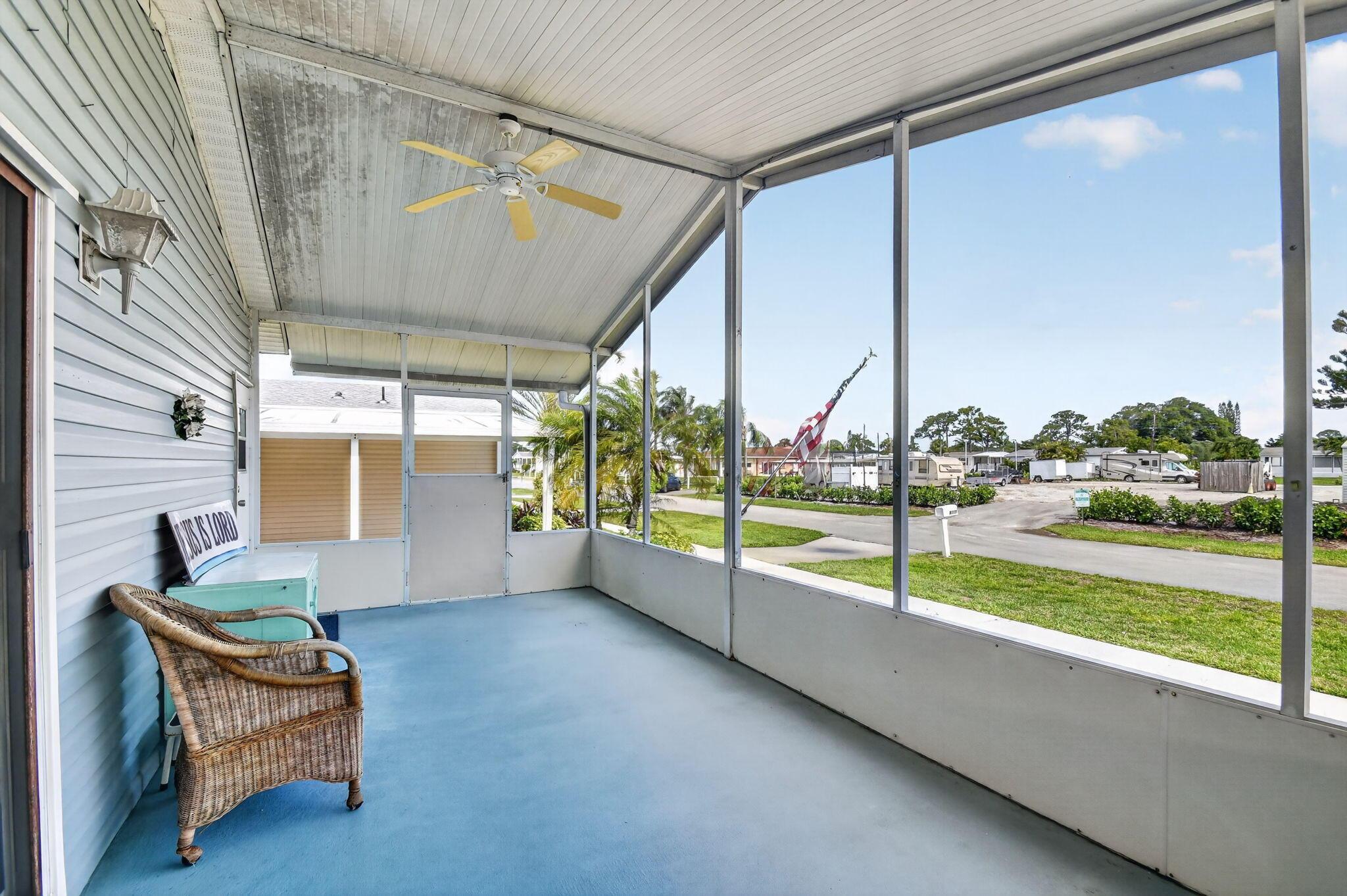 4290 Meadow View Drive, Boynton Beach, FL 33436, Boynton Beach - Photo 4