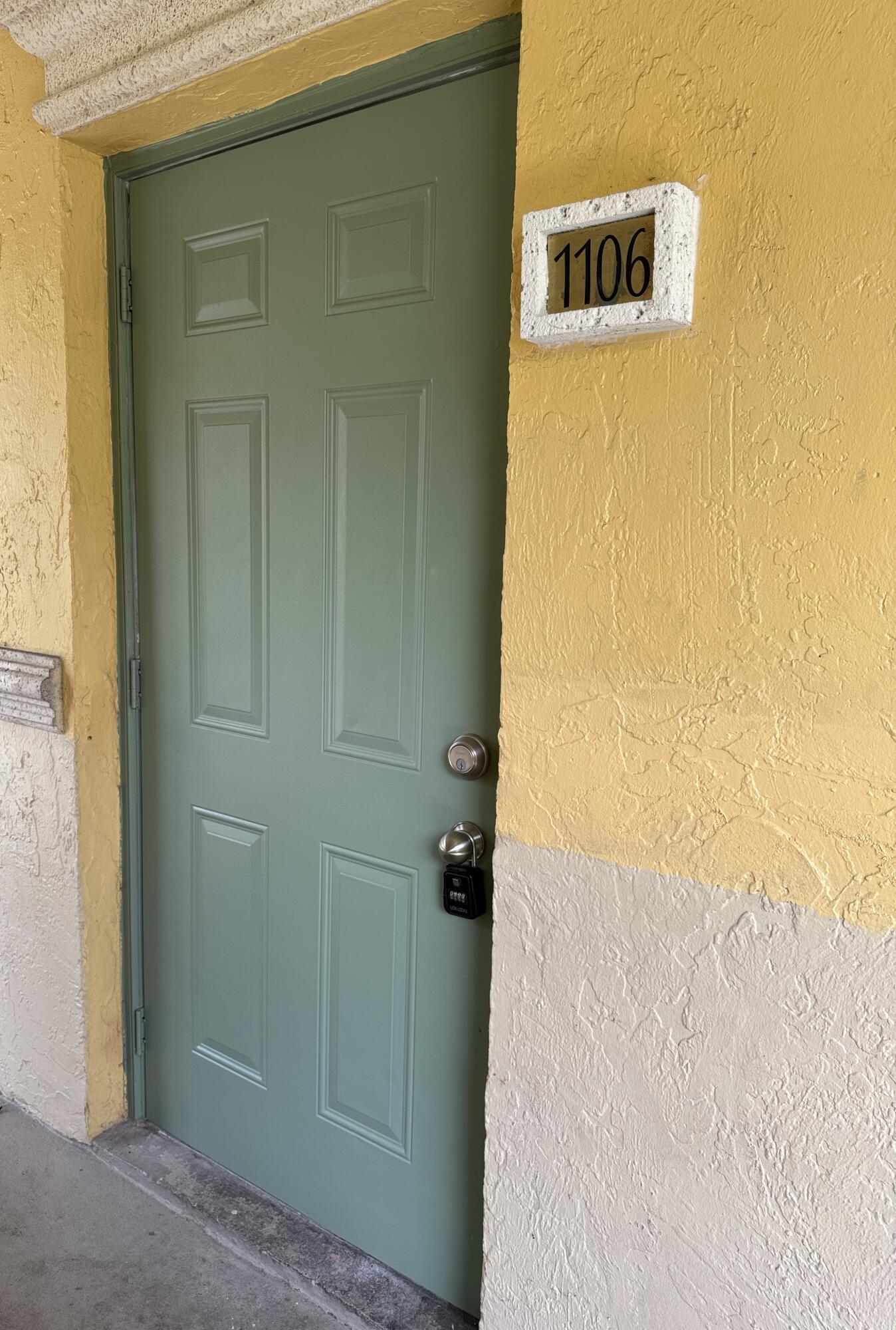 1106 Meadows Circle 1106, Boynton Beach, FL 33436, Boynton Beach - Photo 3