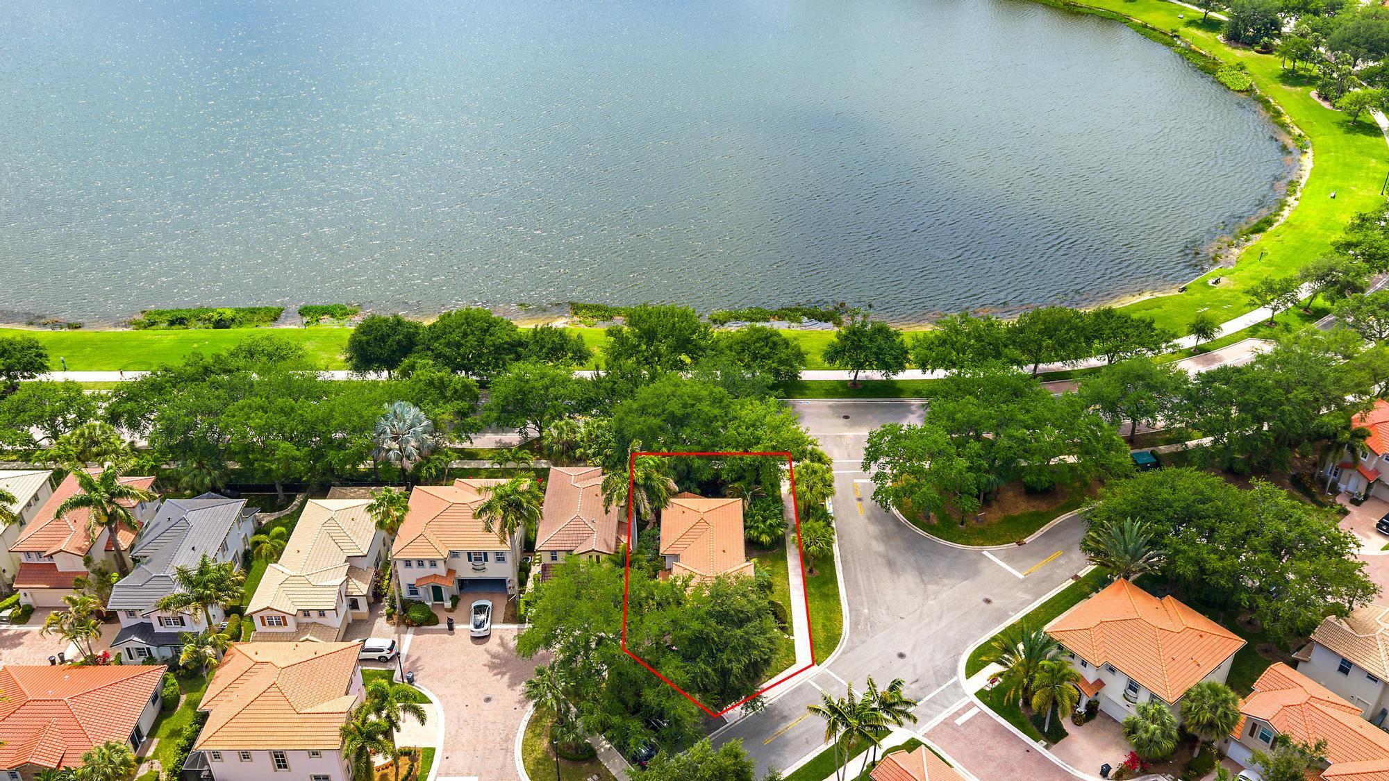 520 Tomahawk Court, Palm Beach Gardens, FL 33410, Palm Beach Gardens - Photo 2