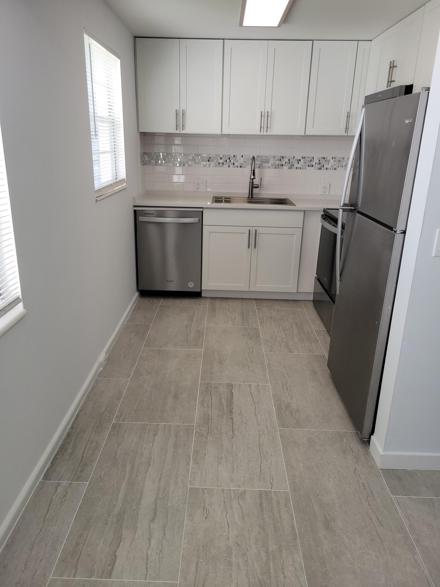 613 Fanshaw O, Boca Raton, FL 33434, Boca Raton - Photo 5