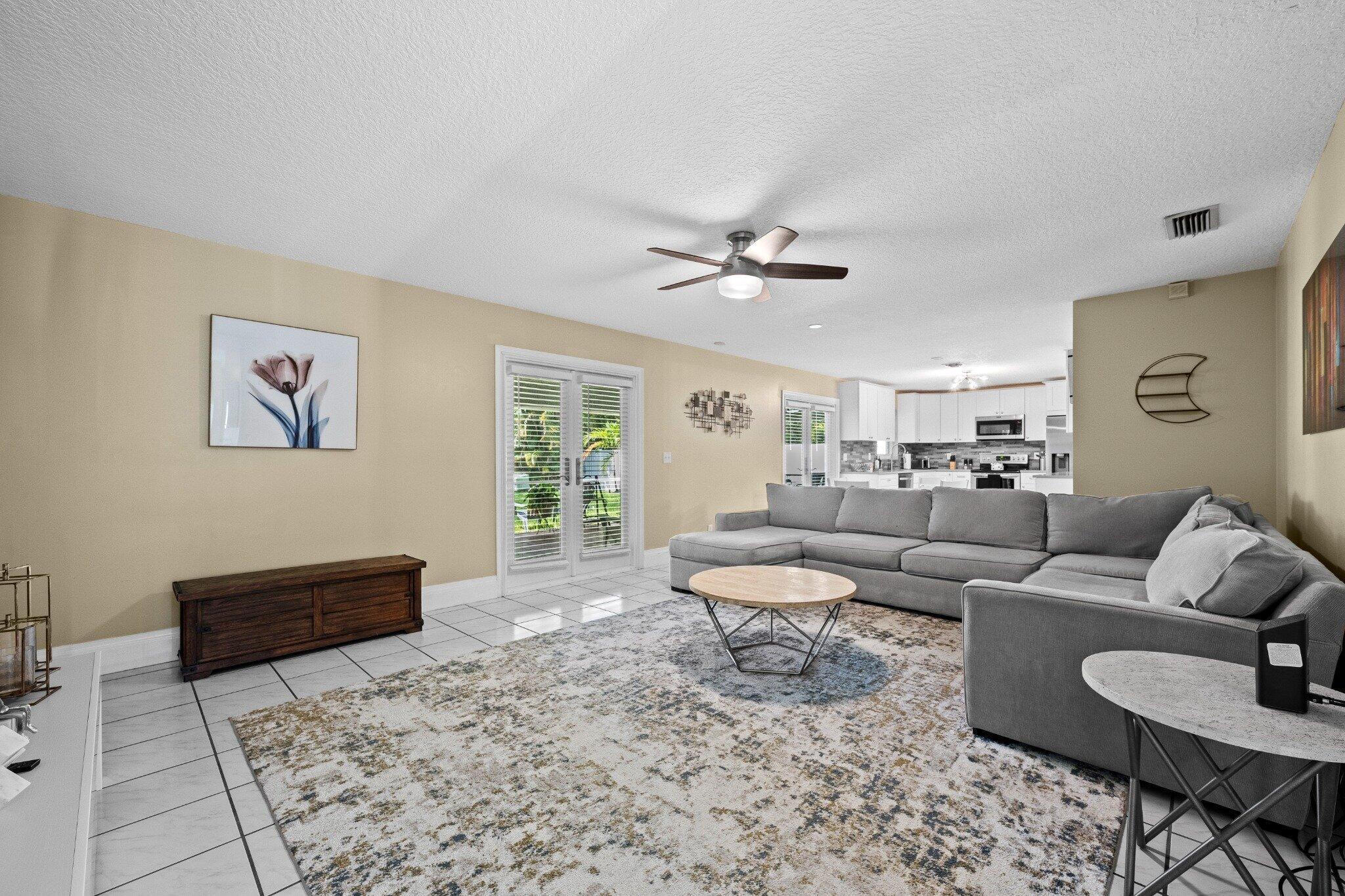 13724 Lilac Place, Wellington, FL 33414, Wellington - Photo 3